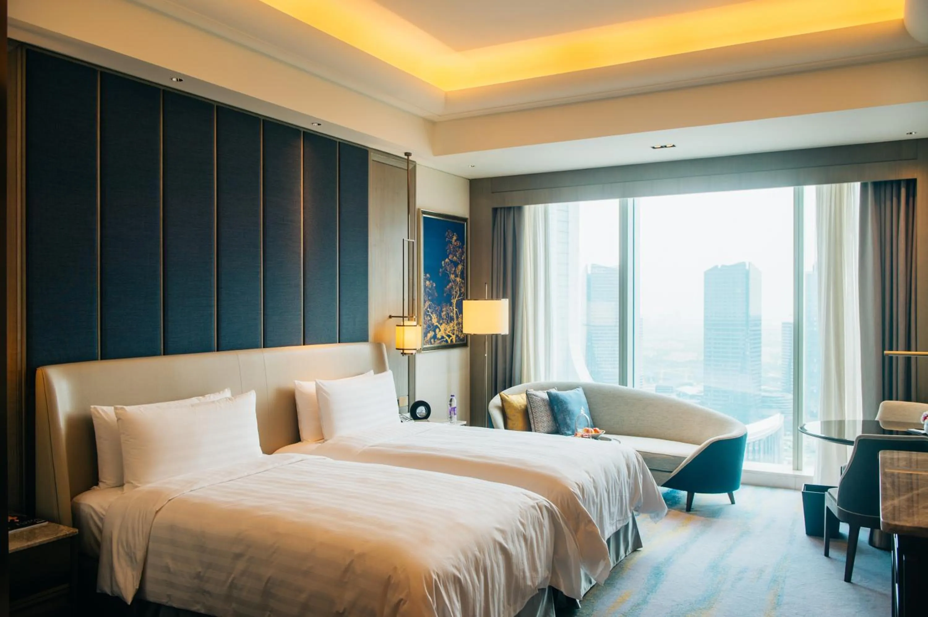 Horizon Deluxe Twin Room in Shangri-La Yuanqu, Suzhou