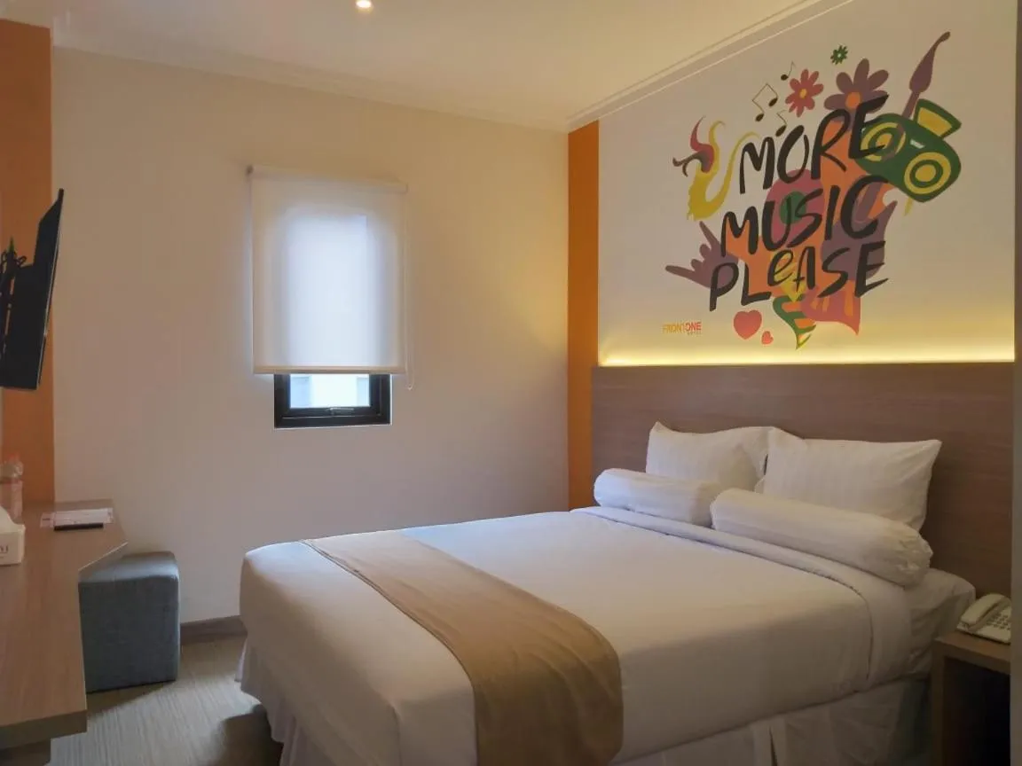 Deluxe Double Room in Front One Hotel Tulungagung