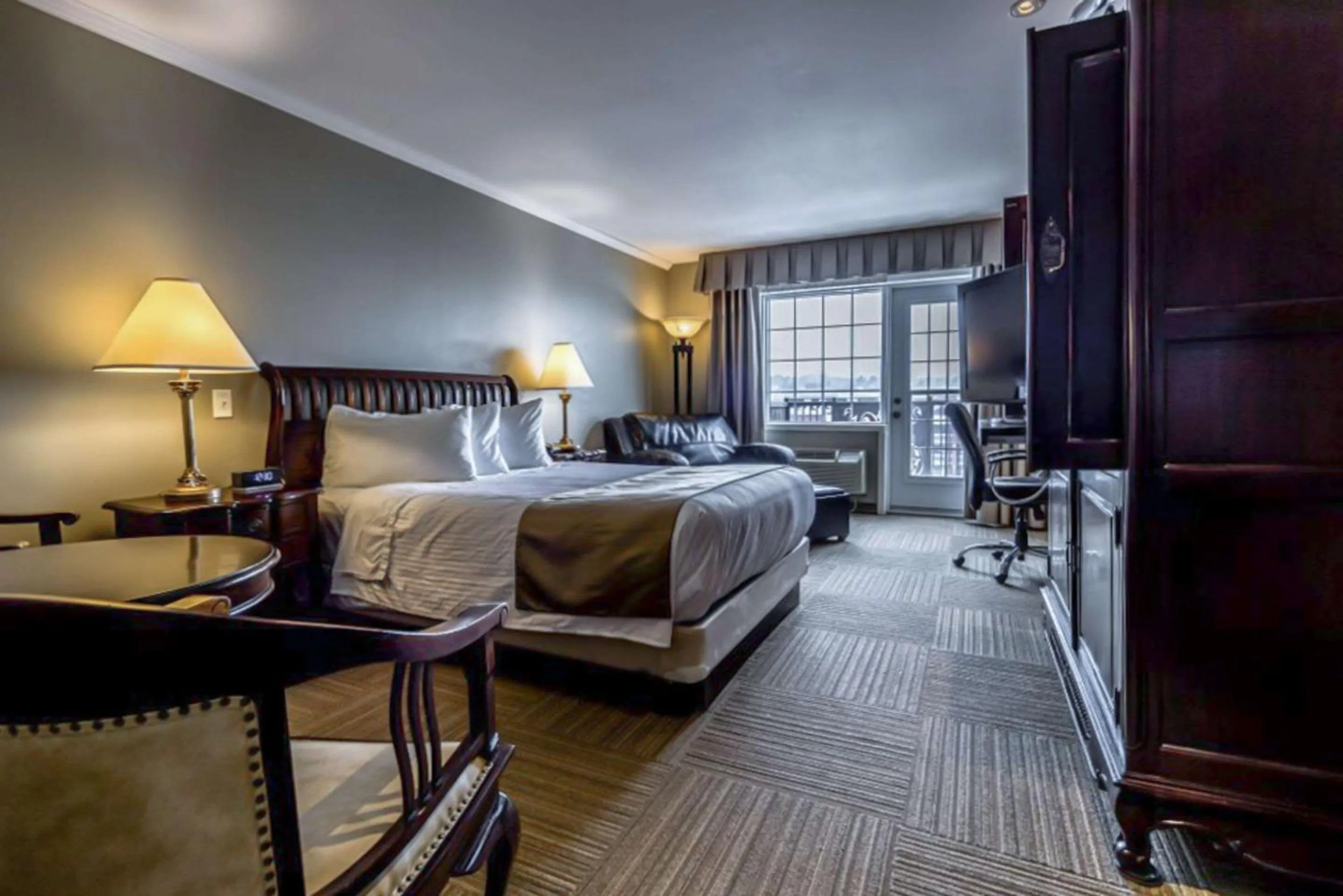 Superior Queen Room with Partial Lake View in St Christophe Hotel & Spa, an Ascend Collection Hotel