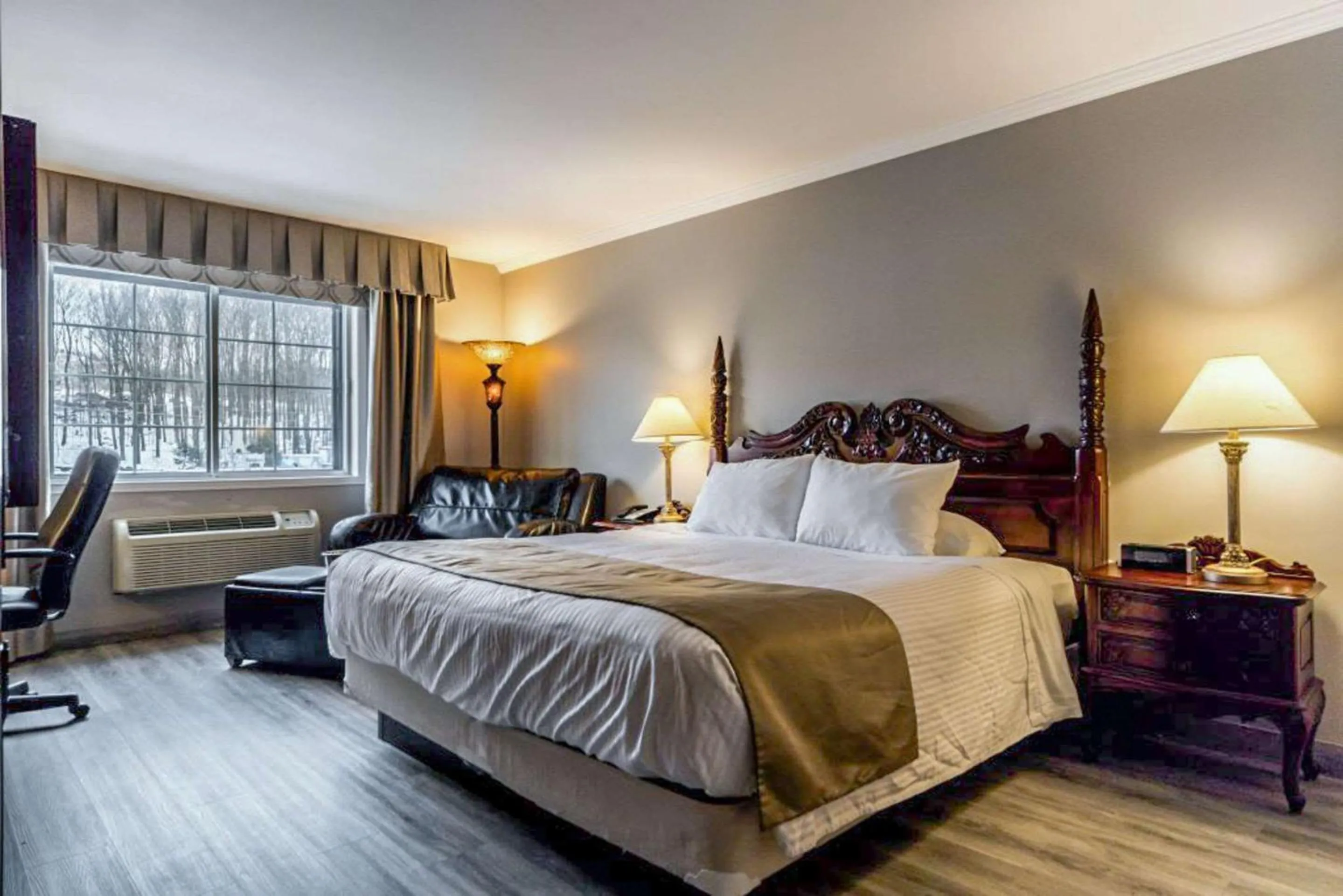 Superior King Room in St Christophe Hotel & Spa, an Ascend Collection Hotel