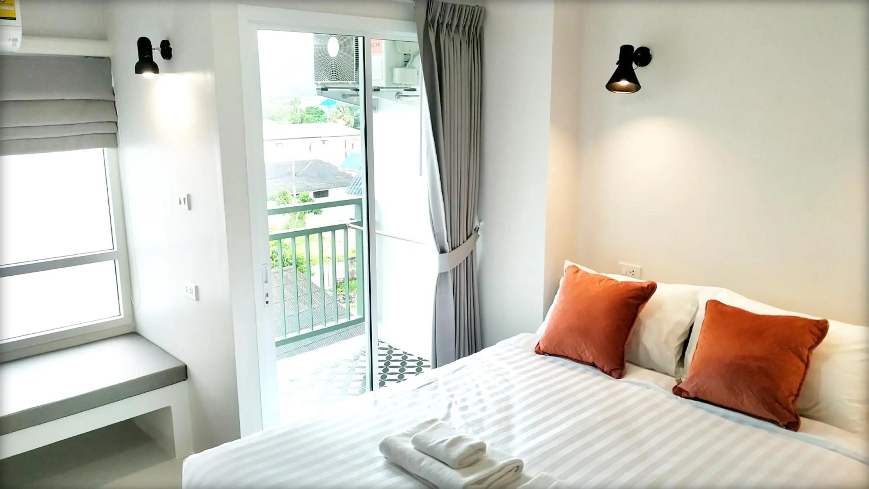 Deluxe Double Room in beHOME Phuket