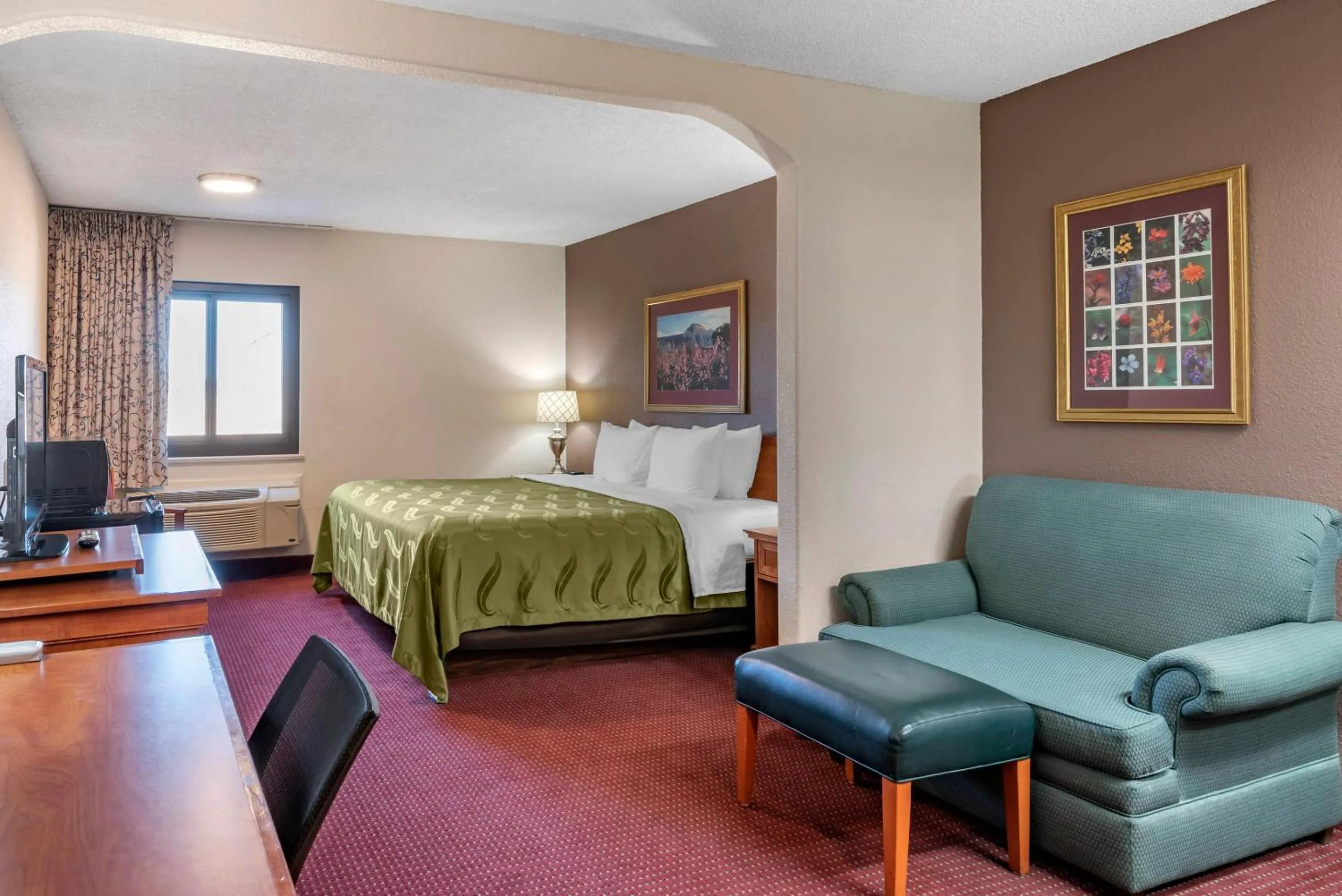 Standard King Room - Non-Smoking  in Quality Inn Grand Junction near University