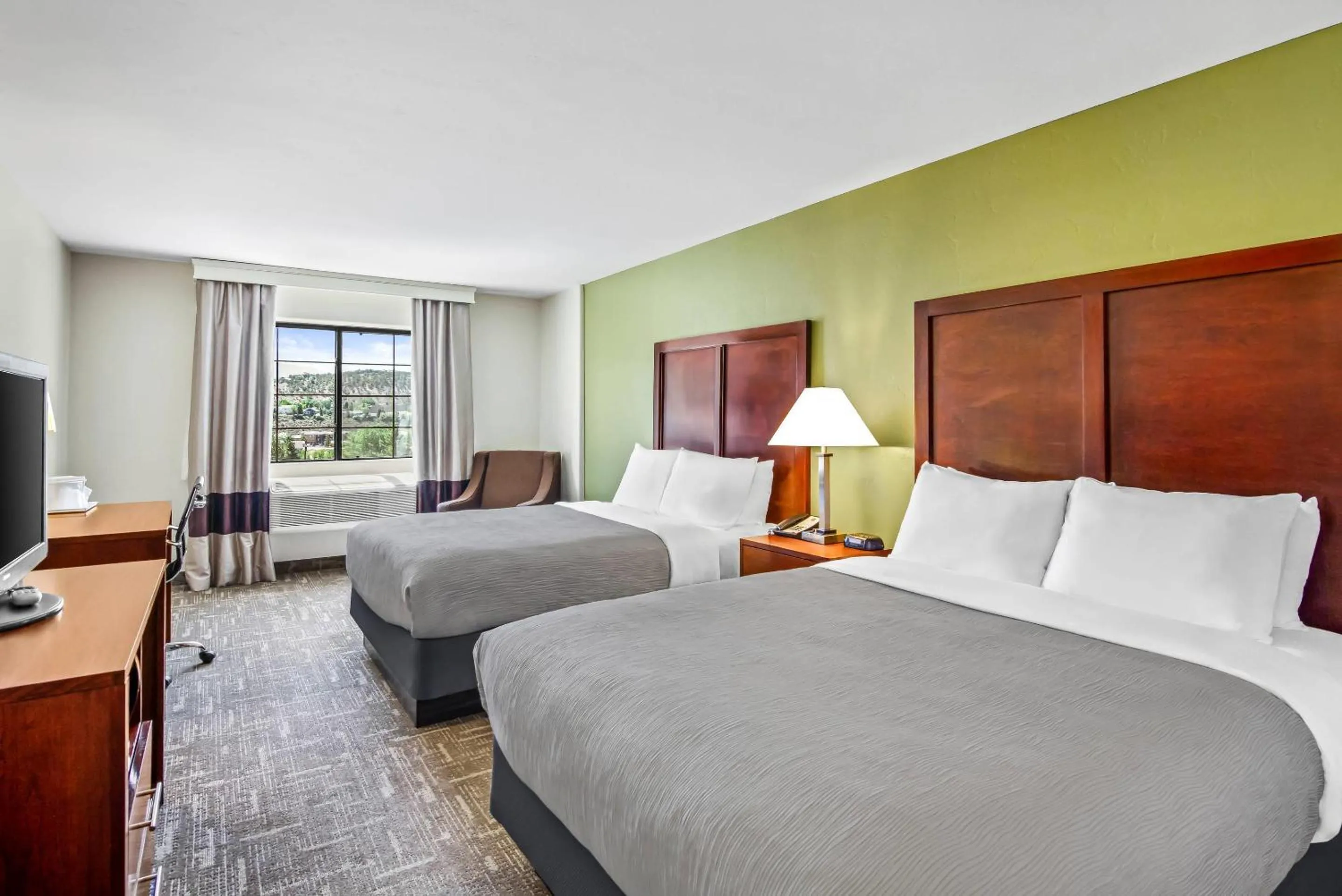 Queen Room with Two Queen Beds - Non-Smoking in Quality Inn & Suites Vail Valley