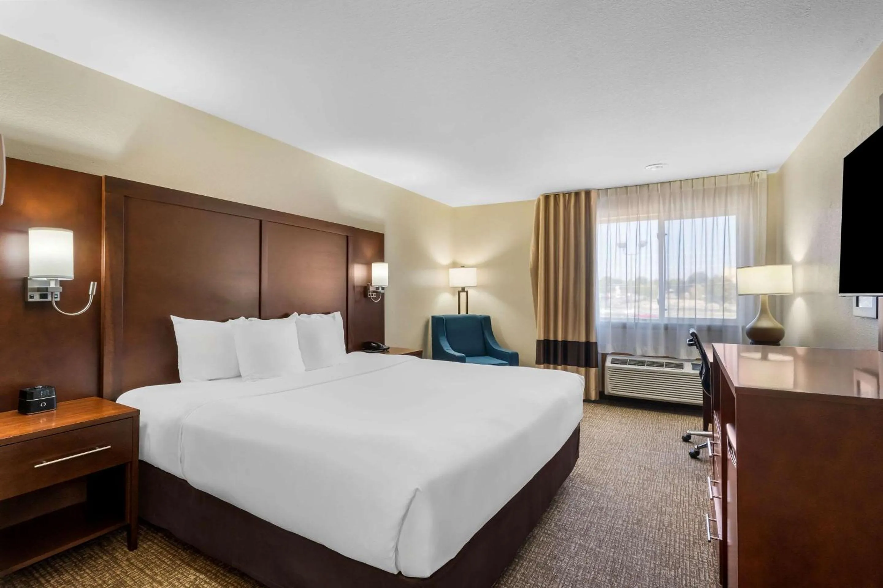 King Room (No pets) in Comfort Inn & Suites Greeley