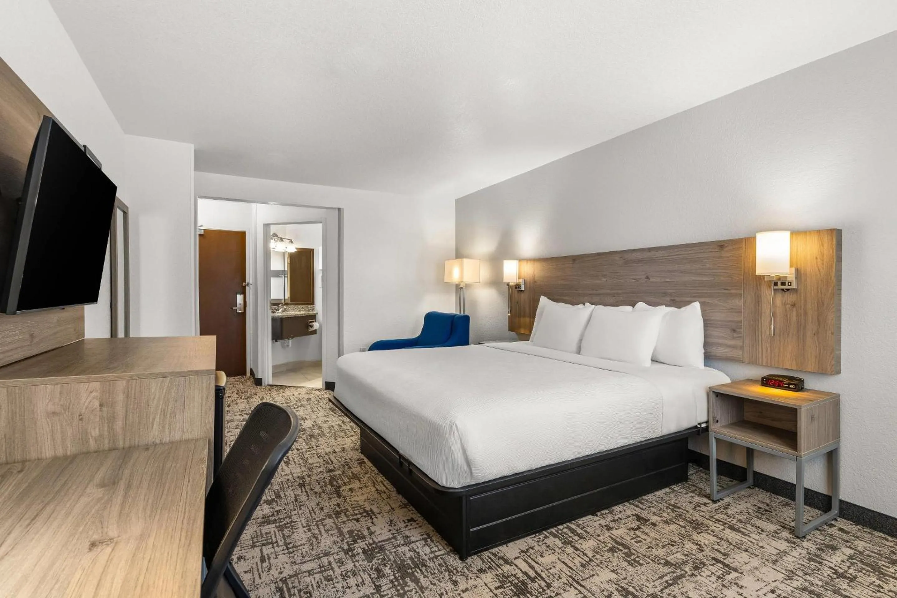 King Room - Non-Smoking in Quality Inn & Suites Denver International Airport