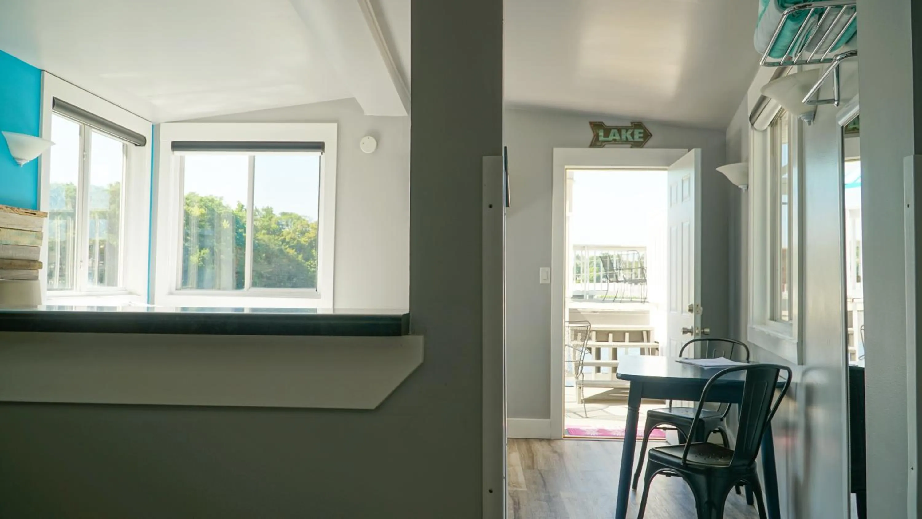 Apartment with Balcony in Alexander's Landing