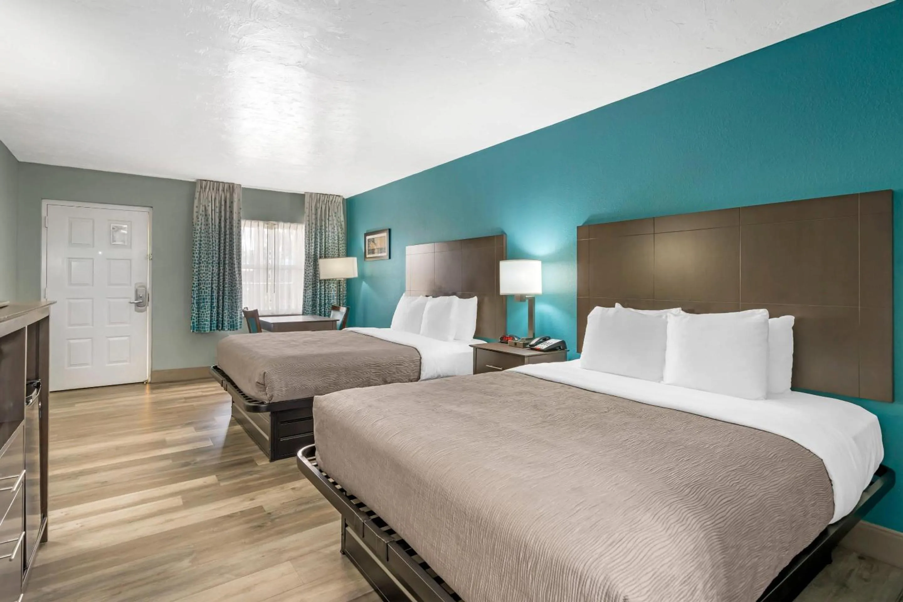 Superior Queen Room with Two Queen Beds - Non-Smoking in Quality Inn Bradenton North I-75