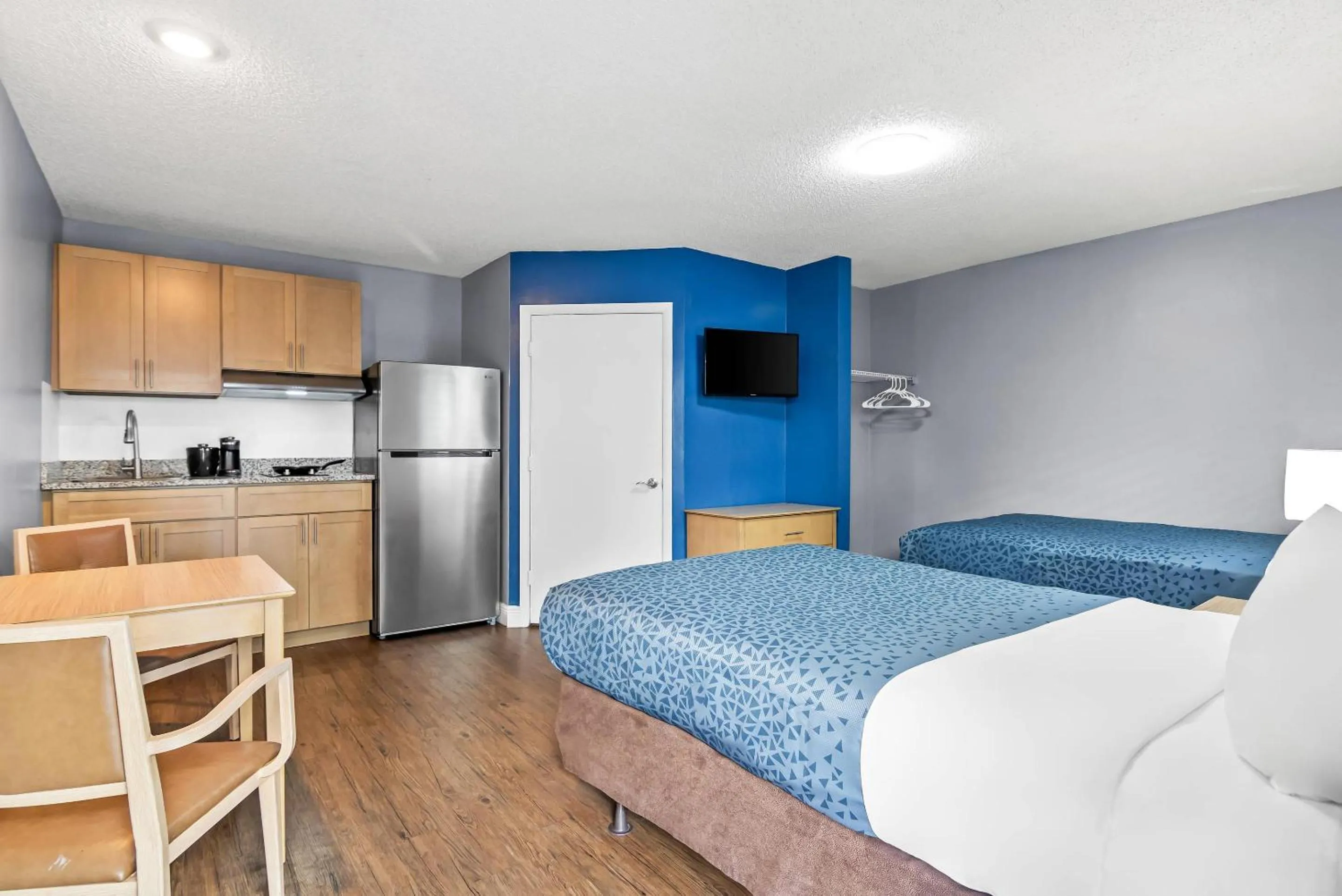 Double Room with Two Double Beds - Non-Smoking in Suburban Studios Stuart near Federal Hwy 1