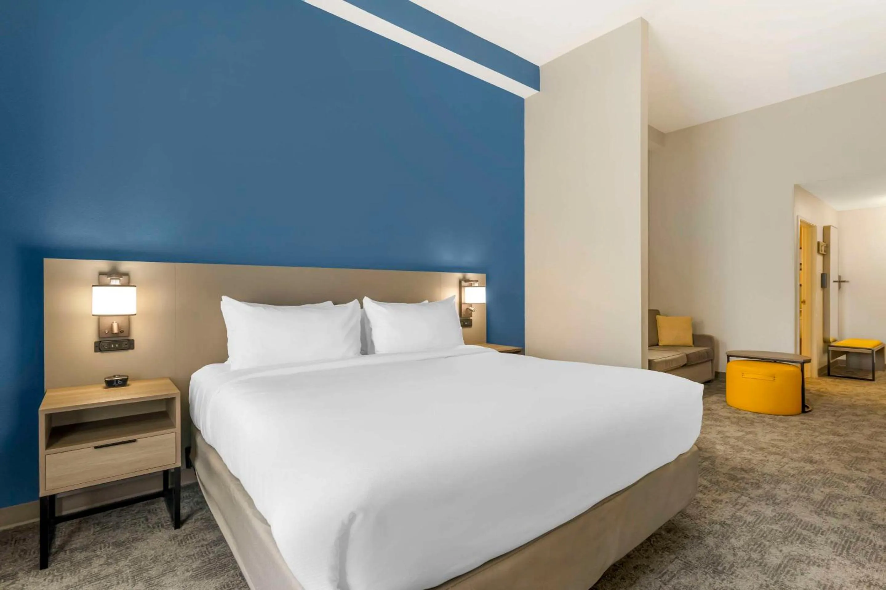 King Suite with Roll-In Shower - Accessible/Non-Smoking in Comfort Suites Sarasota-Siesta Key