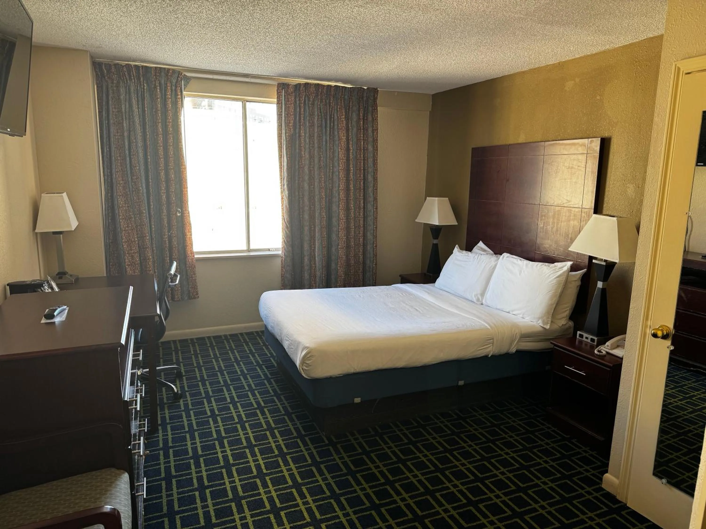 Double Room - single occupancy - Disability Access in Barclay Hotel Atlanta Downtown