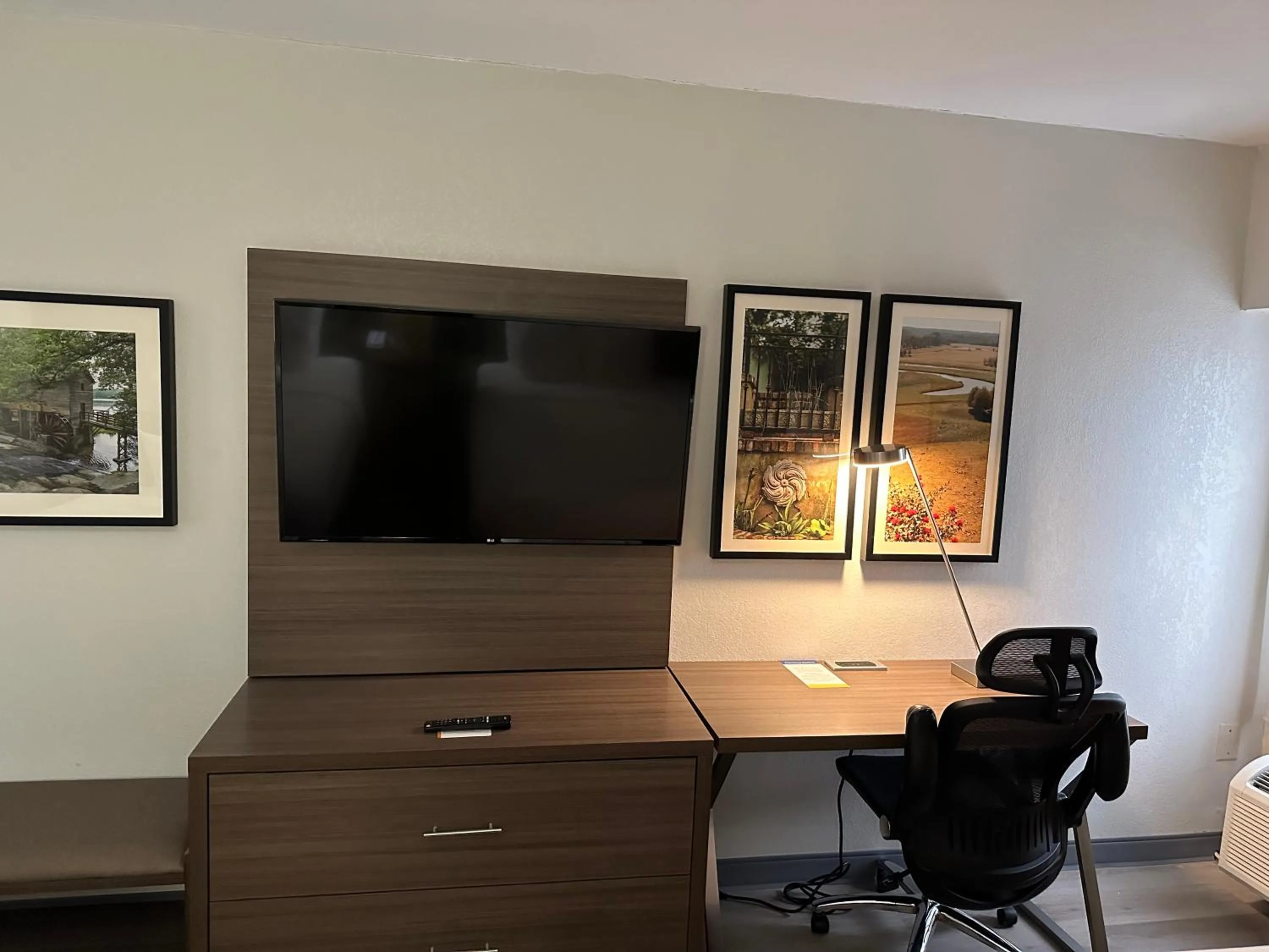 Queen Room - Non-Smoking in Comfort Inn Conyers