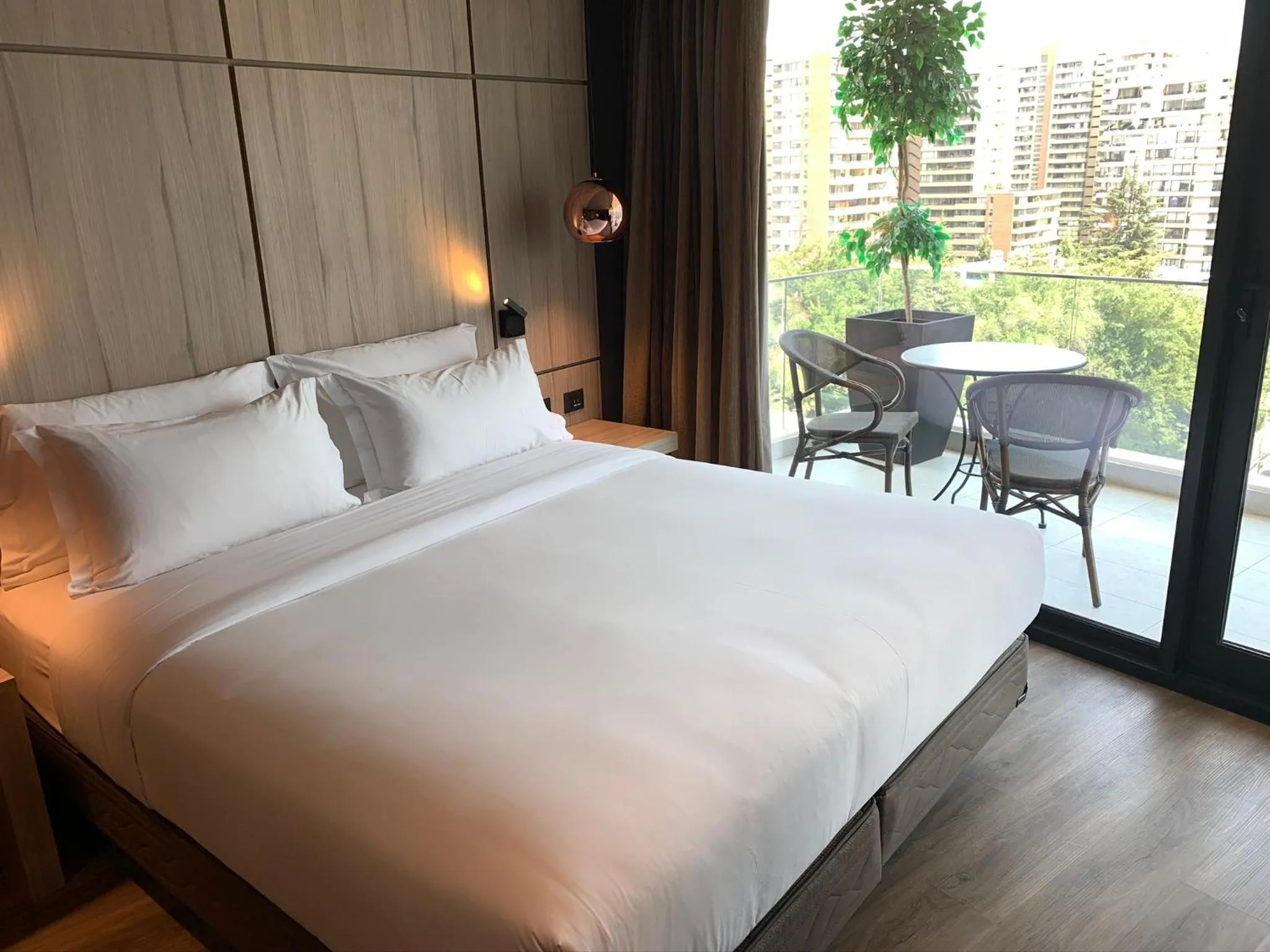 One-Bedroom Apartment with Balcony in One Nk Apartments