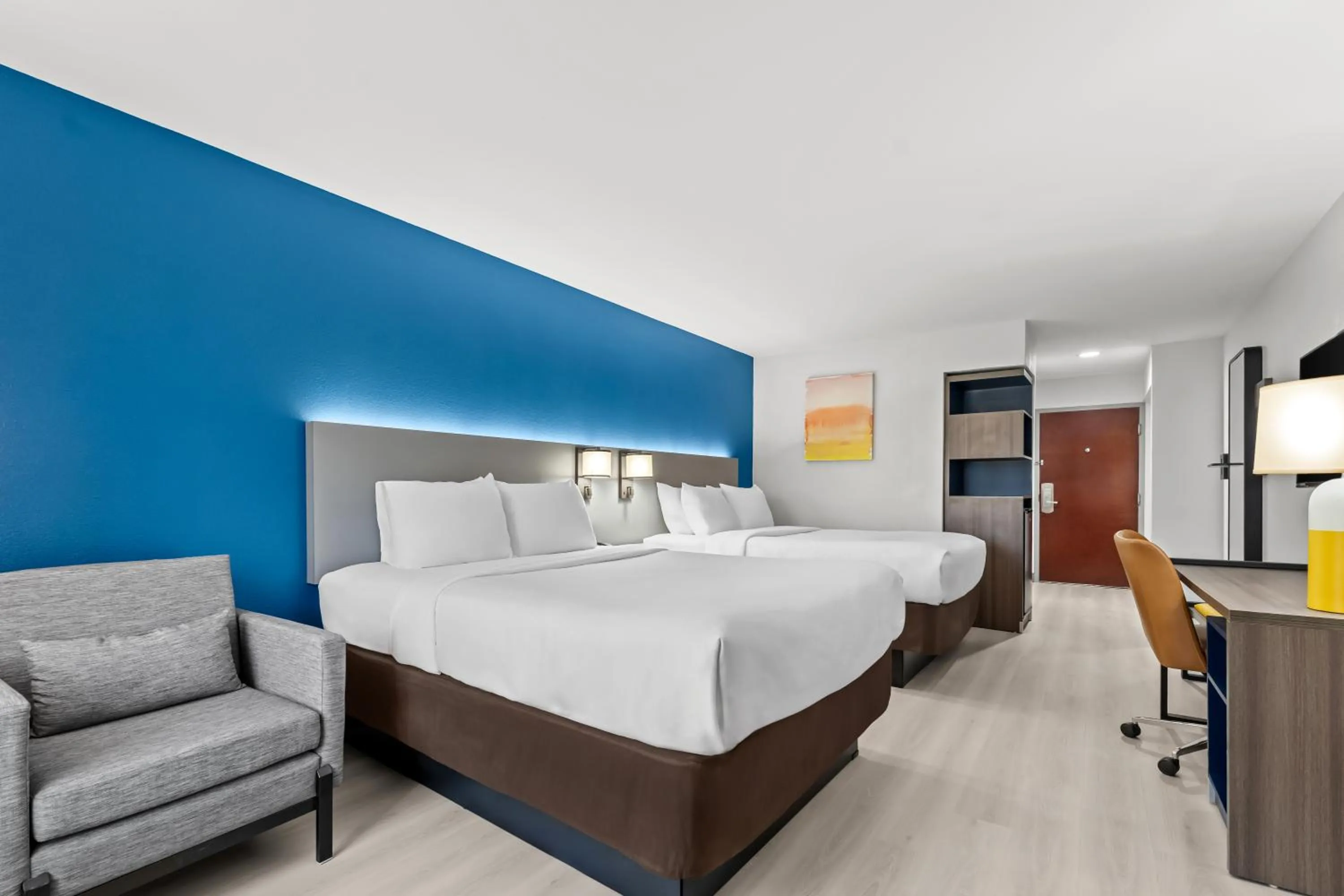 Queen Room with Two Queen Beds - Non-Smoking in Comfort Inn & Suites Perry National Fairgrounds Area