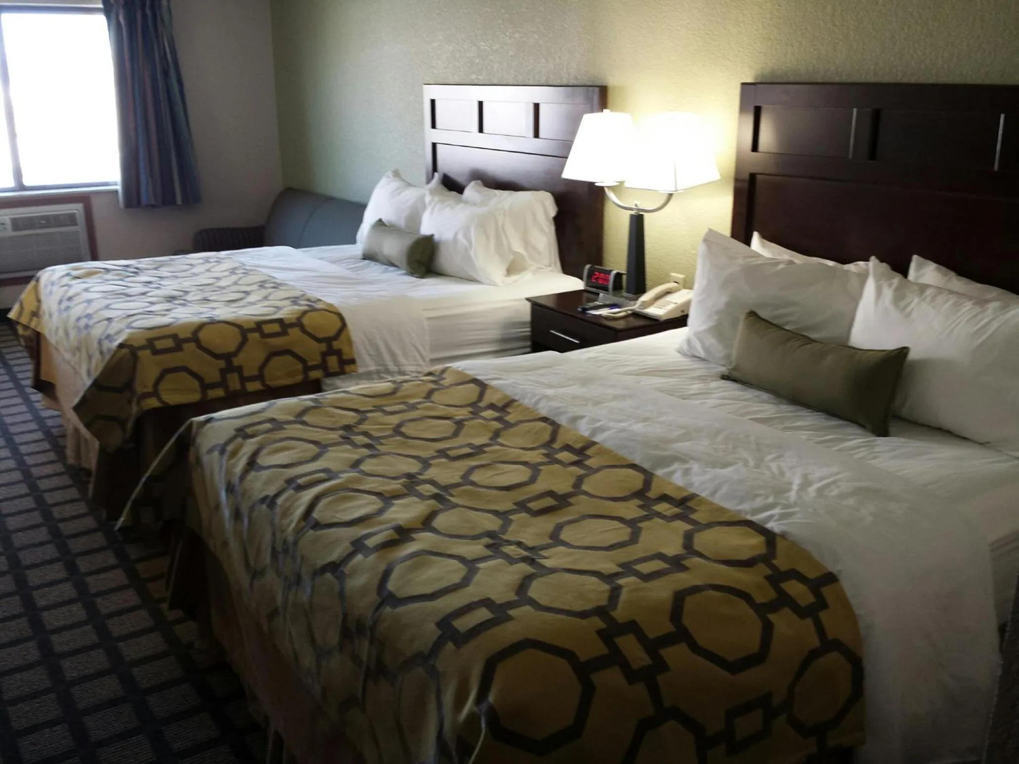 Studio Suite with Two Queen Beds - Non-Smoking in Baymont by Wyndham Ames