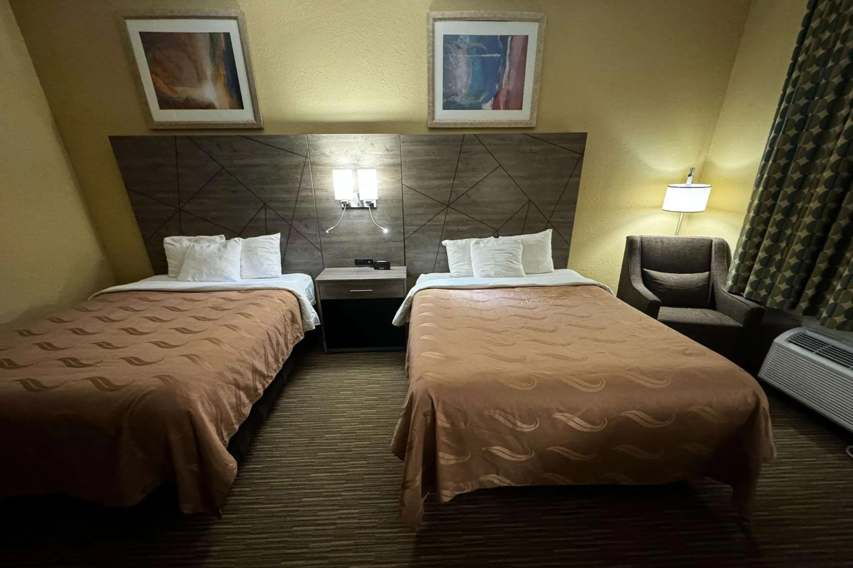 Queen Room with Two Queen Beds - Non-Smoking in Quality Inn Forsyth Decatur