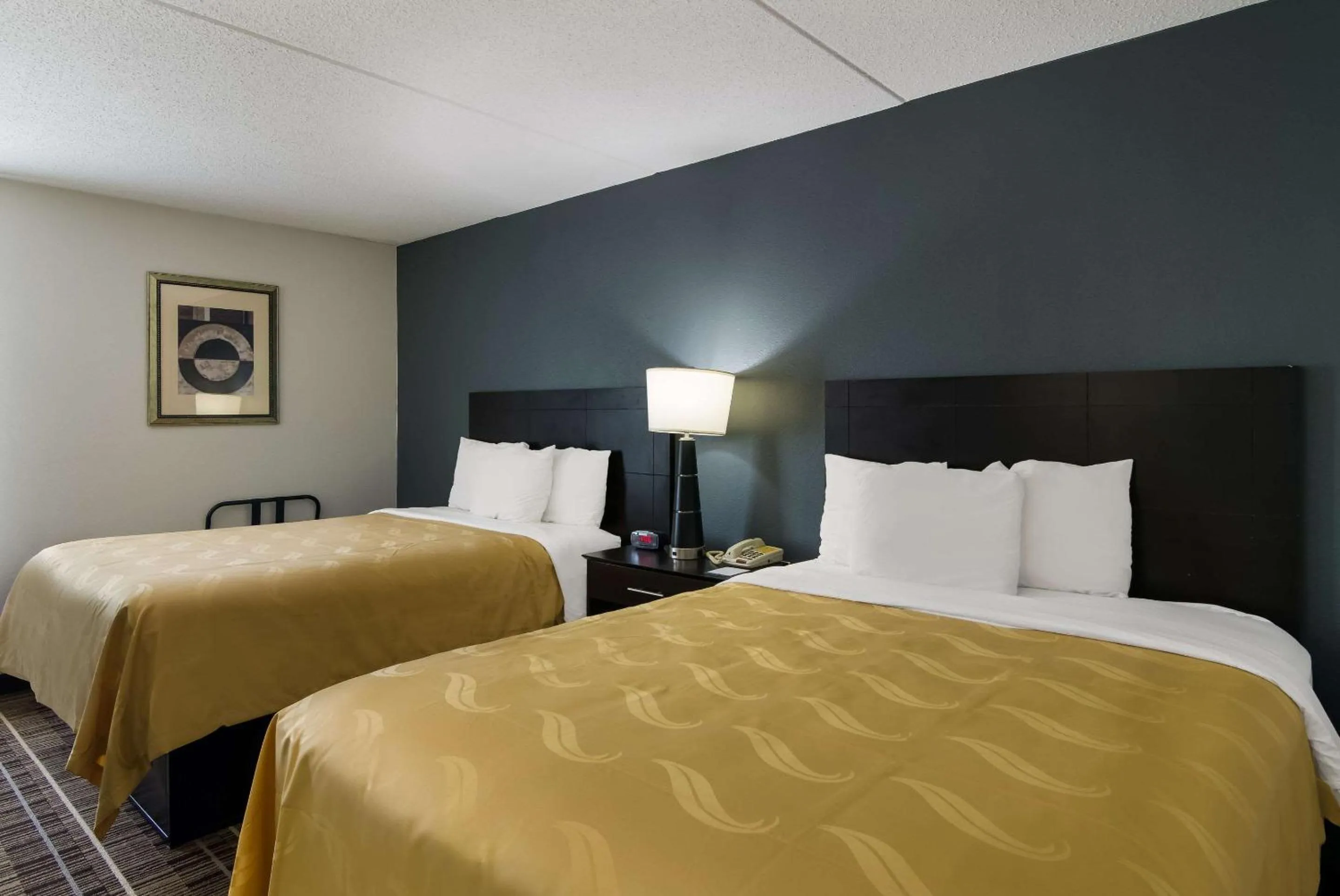 Quadruple Room with Two Queen Beds - Disability Access/Non Smoking in Quality Inn Aurora - Naperville Area