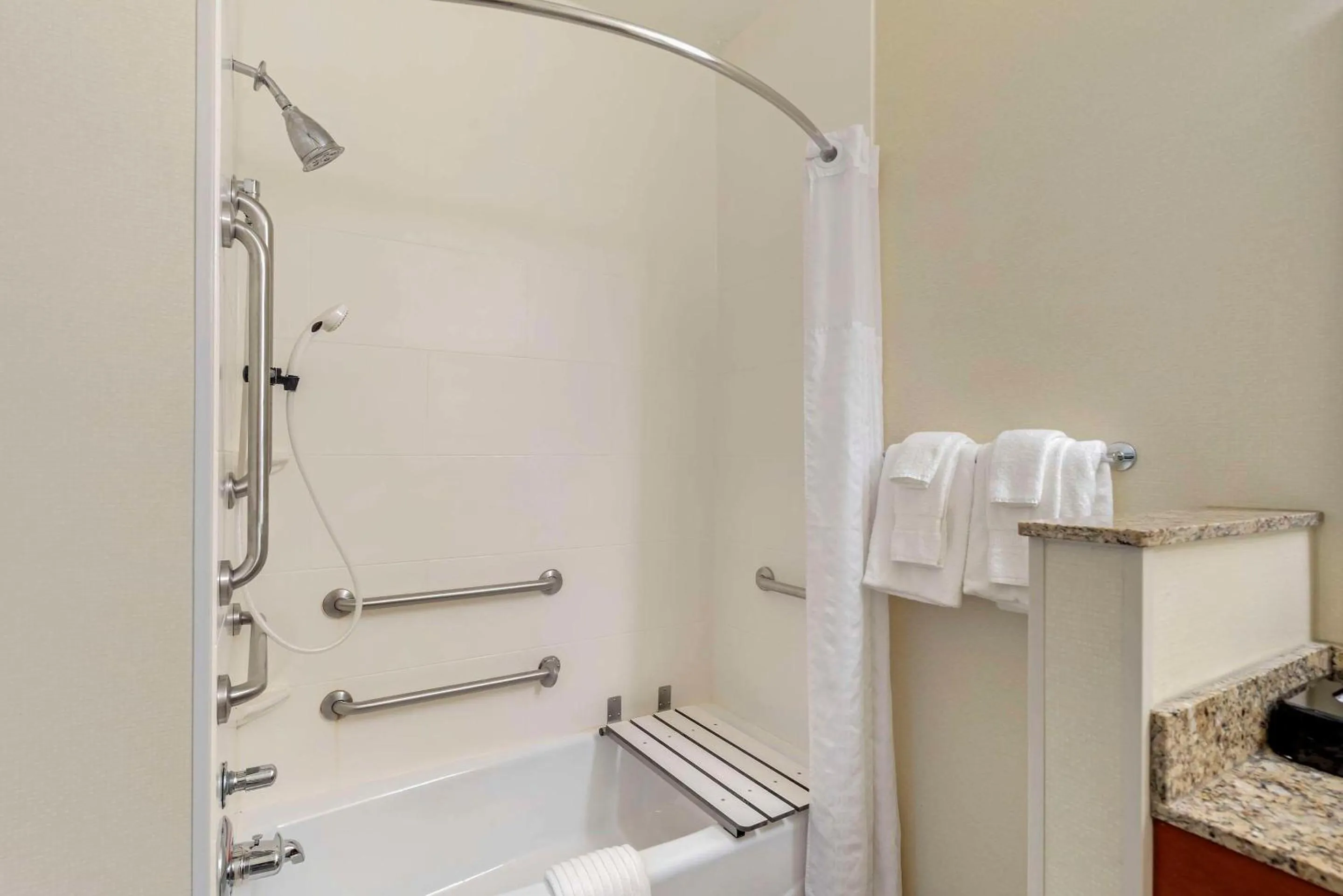 Suite with Two Double Beds - Accessible/Non-Smoking in Comfort Suites Normal University area