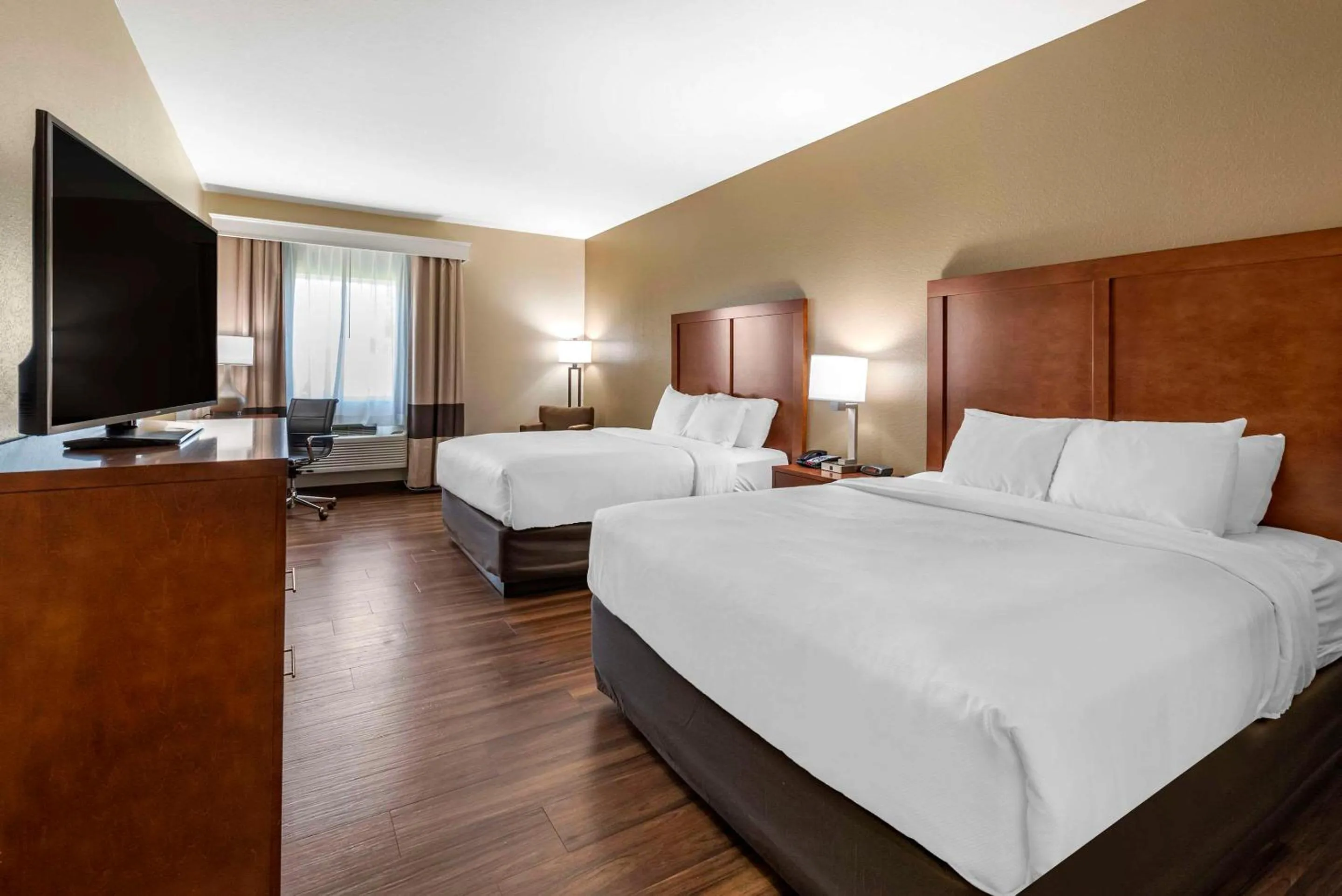 Superior Queen Suite with Two Queen Beds - Non-Smoking in Comfort Inn