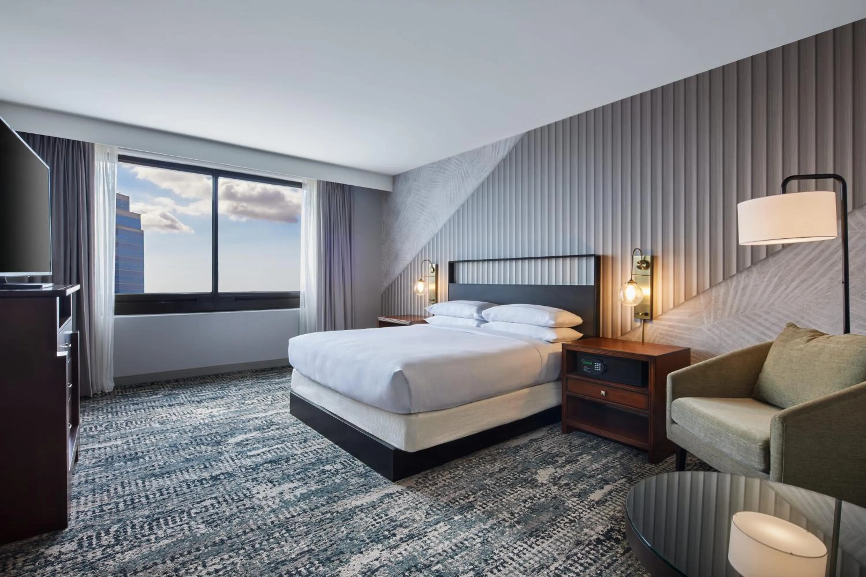 Presidential Suite - High Floor - King Room in Hotel Fera Anaheim, a DoubleTree by Hilton Hotel