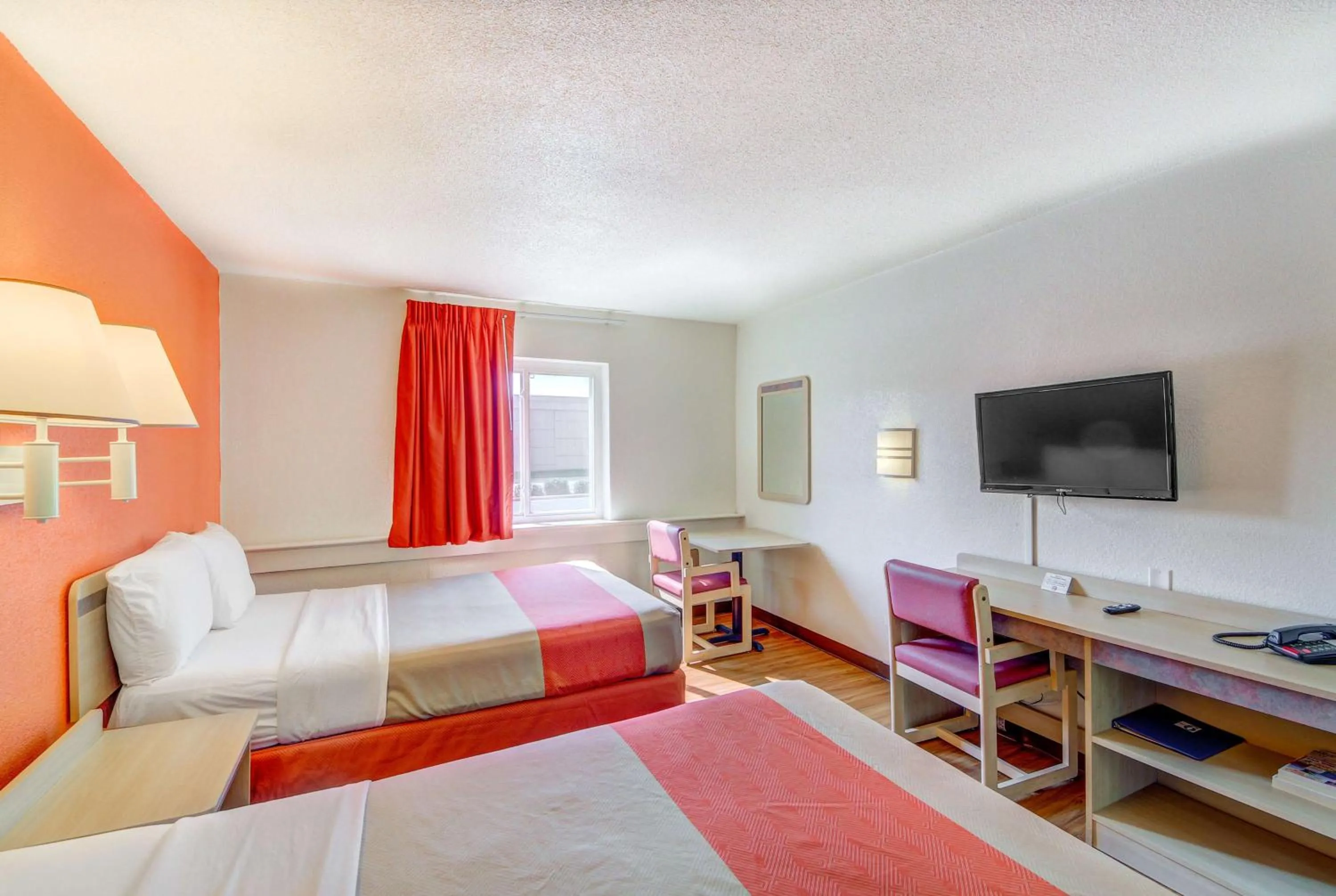 Quadruple Room - Non-Smoking in Motel 6-Wichita, KS