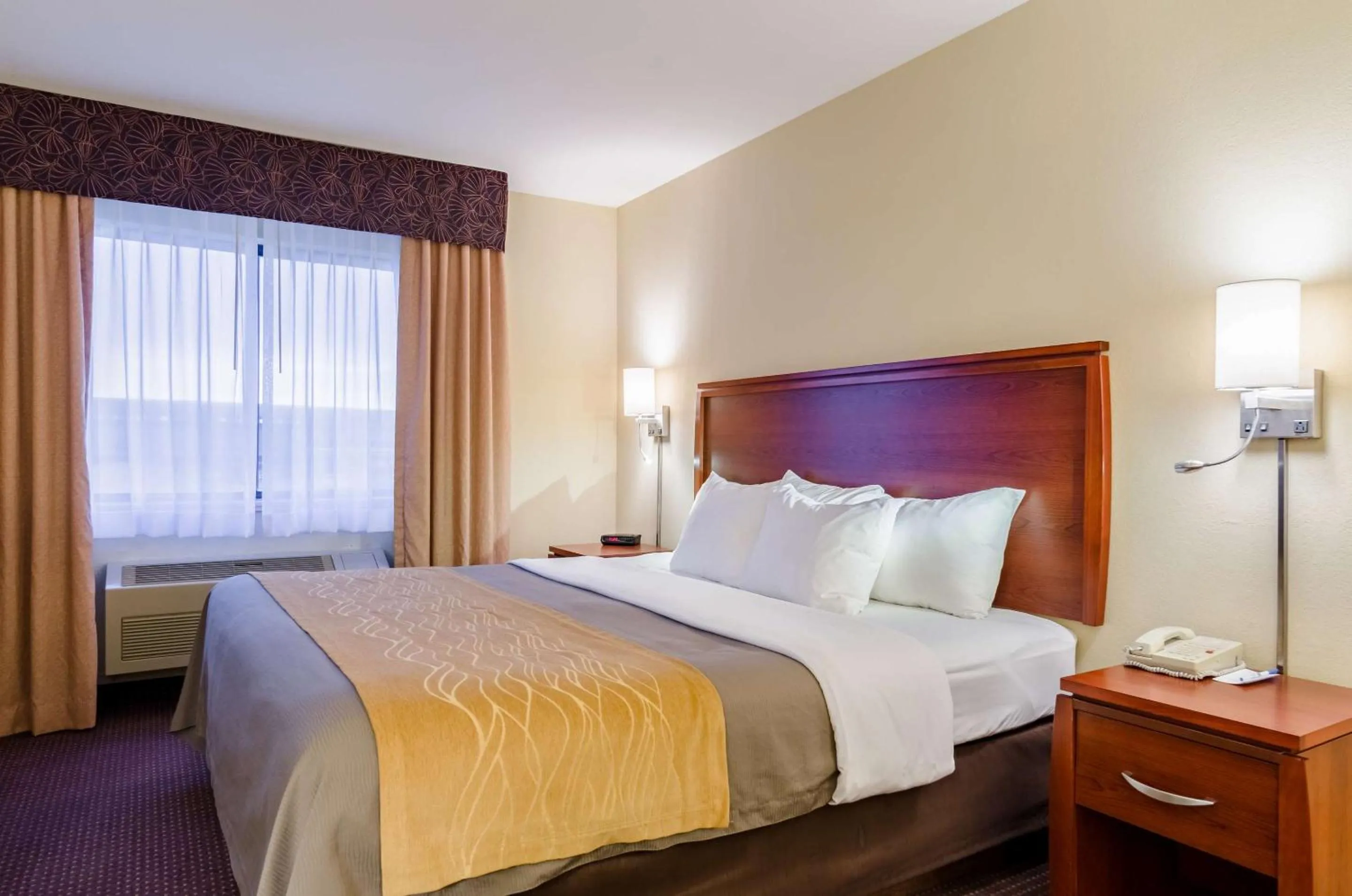 King Room - Non-Smoking in Comfort Inn Colby