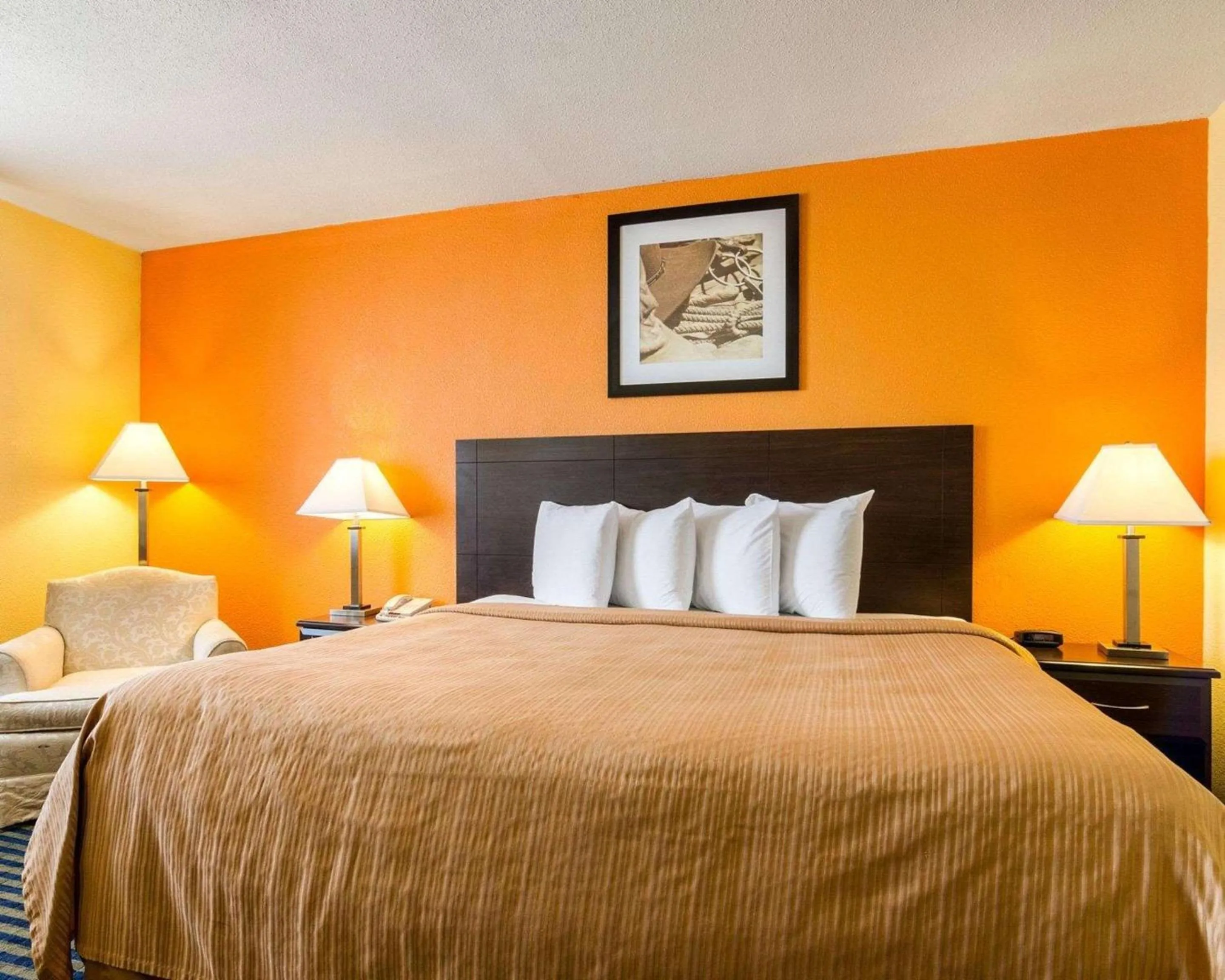 King Room - Non-Smoking in Quality Inn Liberal