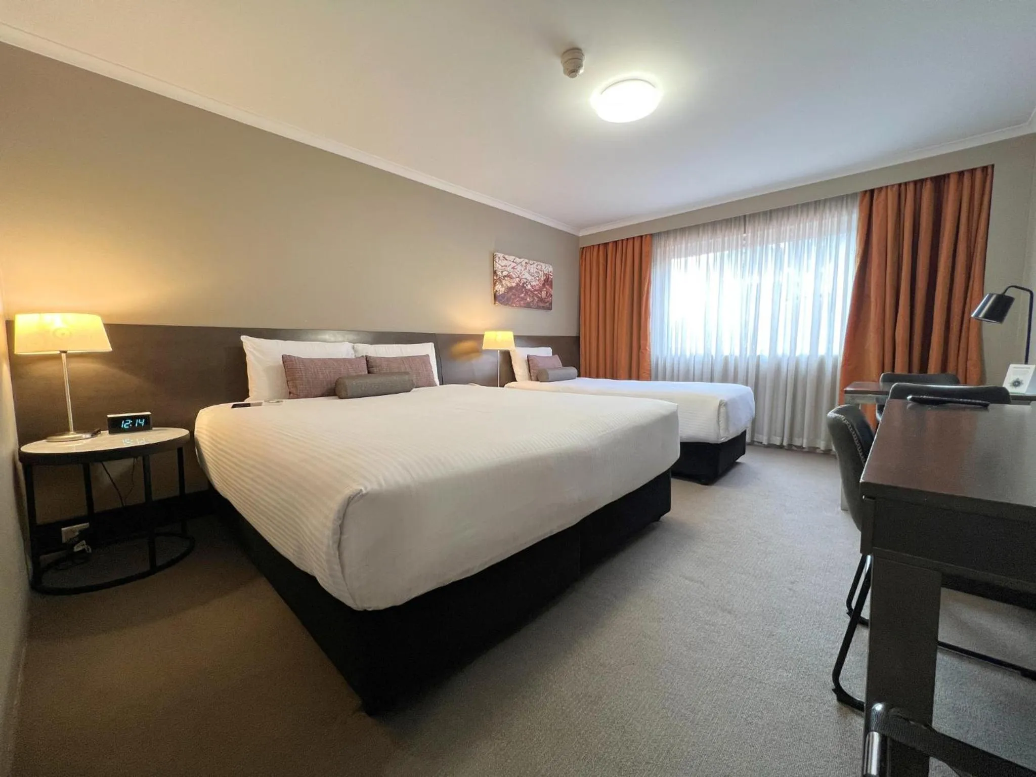 Atrium King Room in Pavilion On Northbourne