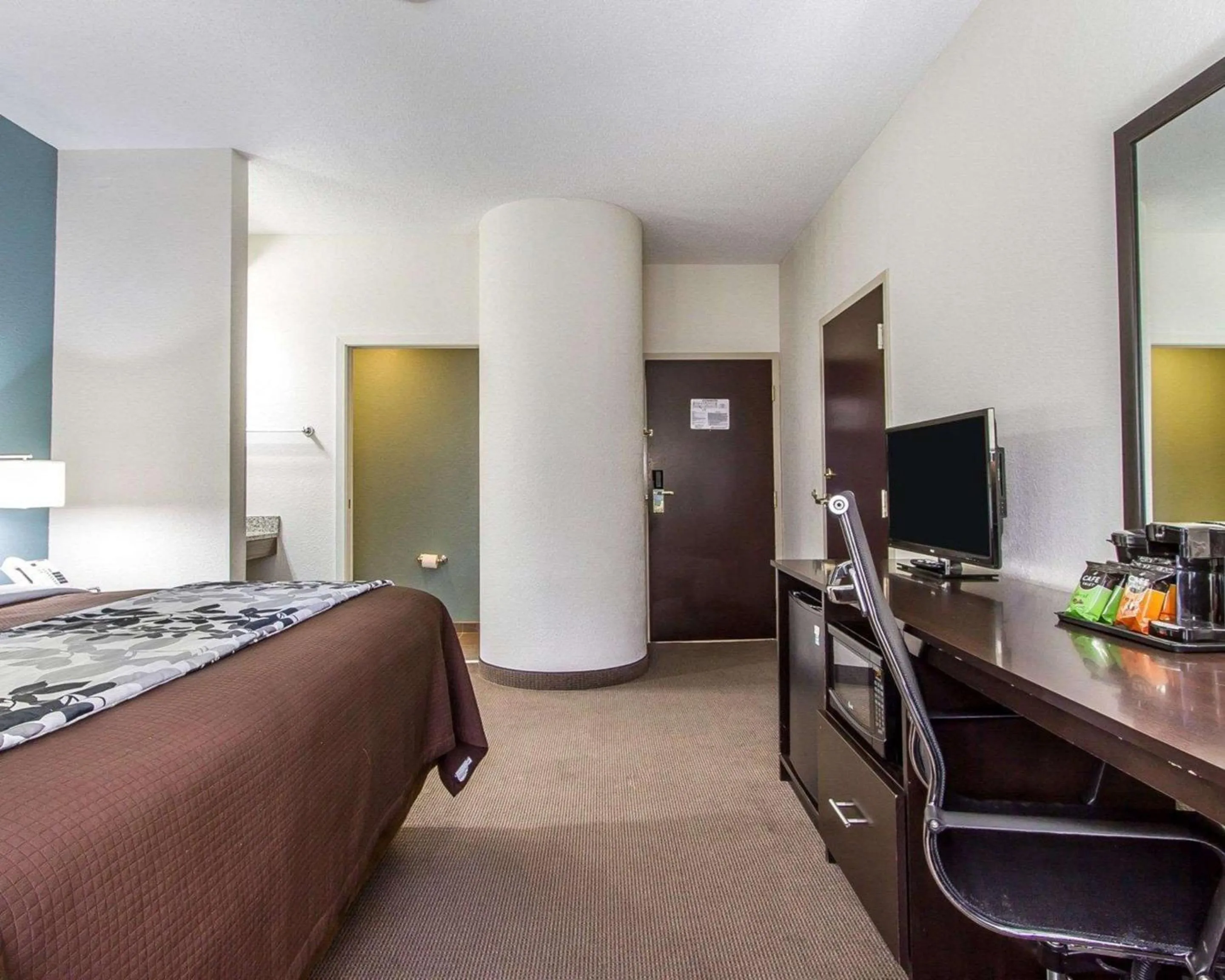 King Room - Non-Smoking in Sleep Inn Scott-Lafayette West