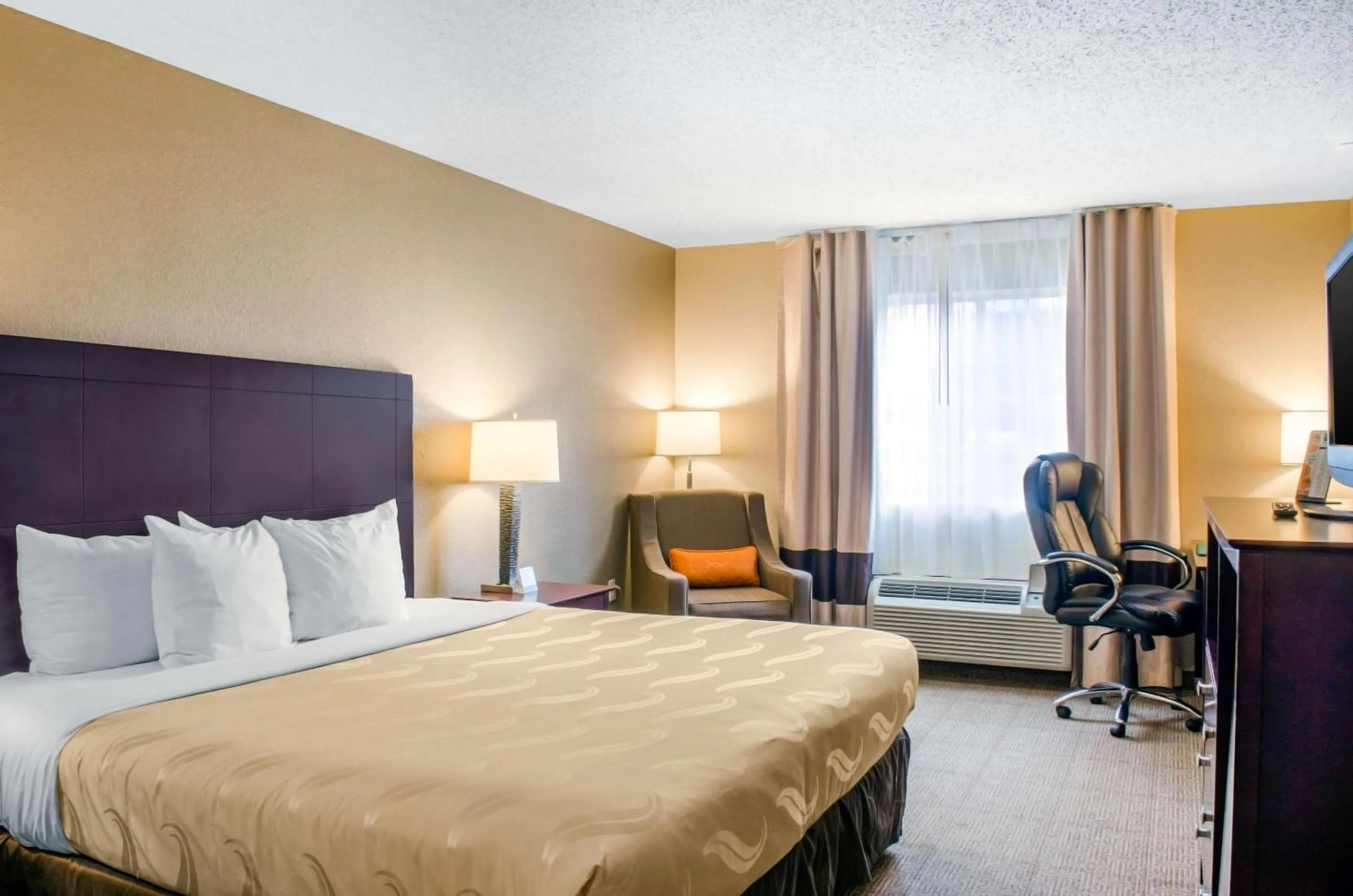 King Room - Non-Smoking in Quality Inn Ruston