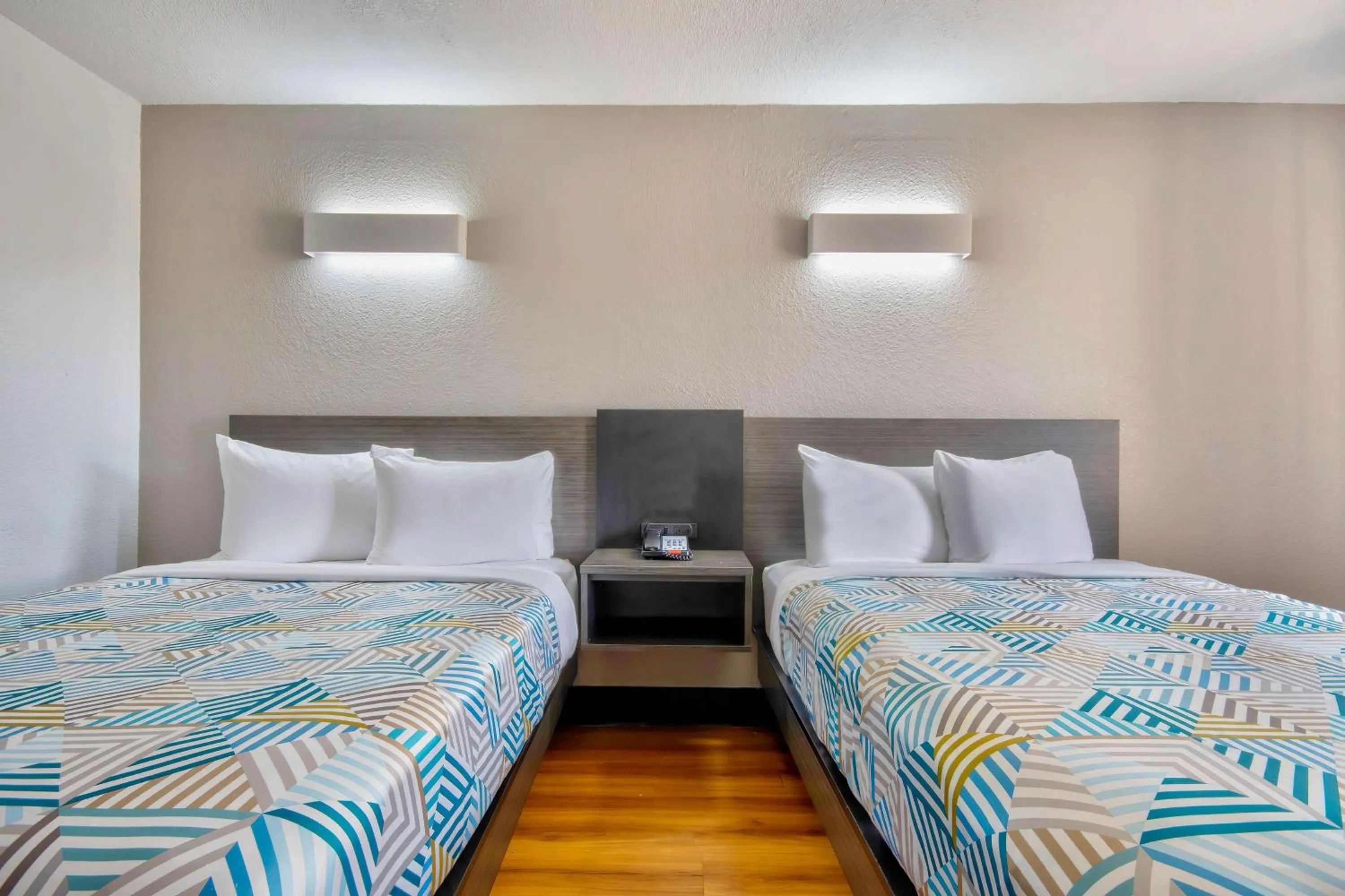 Double Beds - Non-Smoking in Motel 6-Sulphur, LA