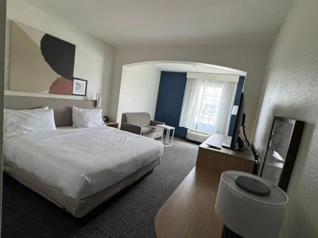 King Room with Sofa Bed - Non-Smoking in Quality Inn Opelousas