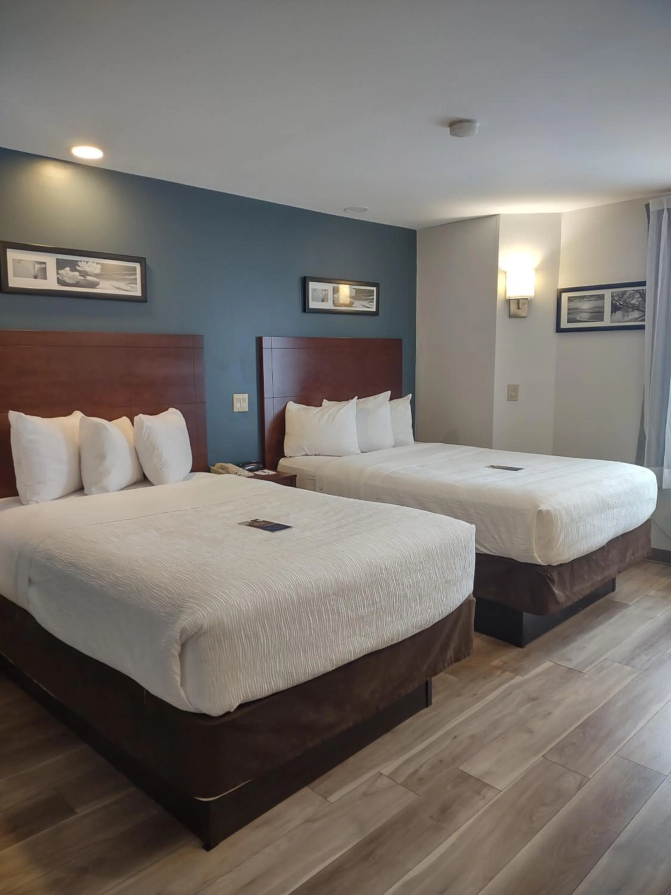 Double Room with Two Double Beds - Non-Smoking in Baymont by Wyndham Flat Rock