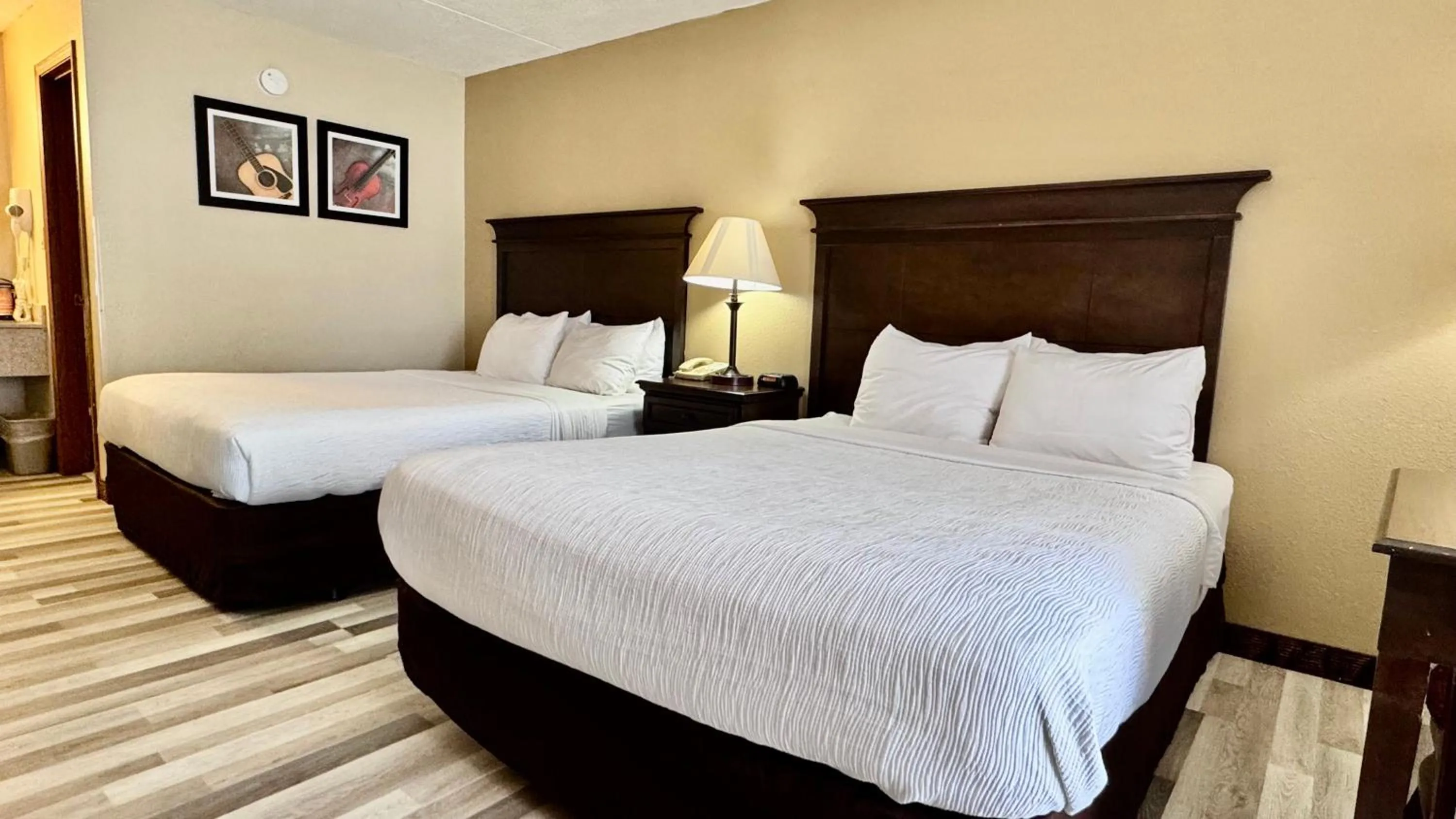 Queen Room with Two Queen Beds - Non-Smoking in Quality Inn West