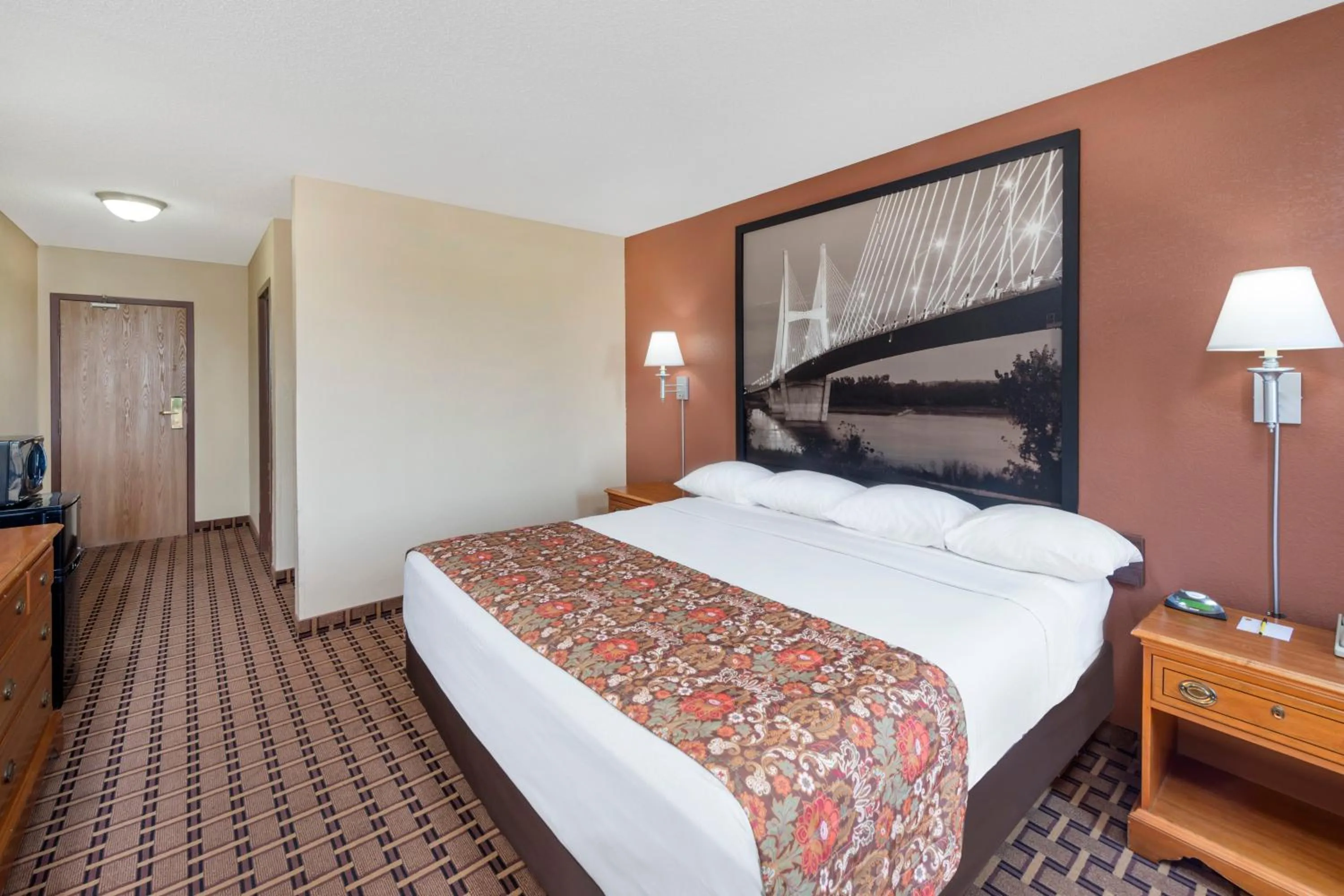 King Room - Smoking  in Super 8 by Wyndham Charleston Sikeston East MO