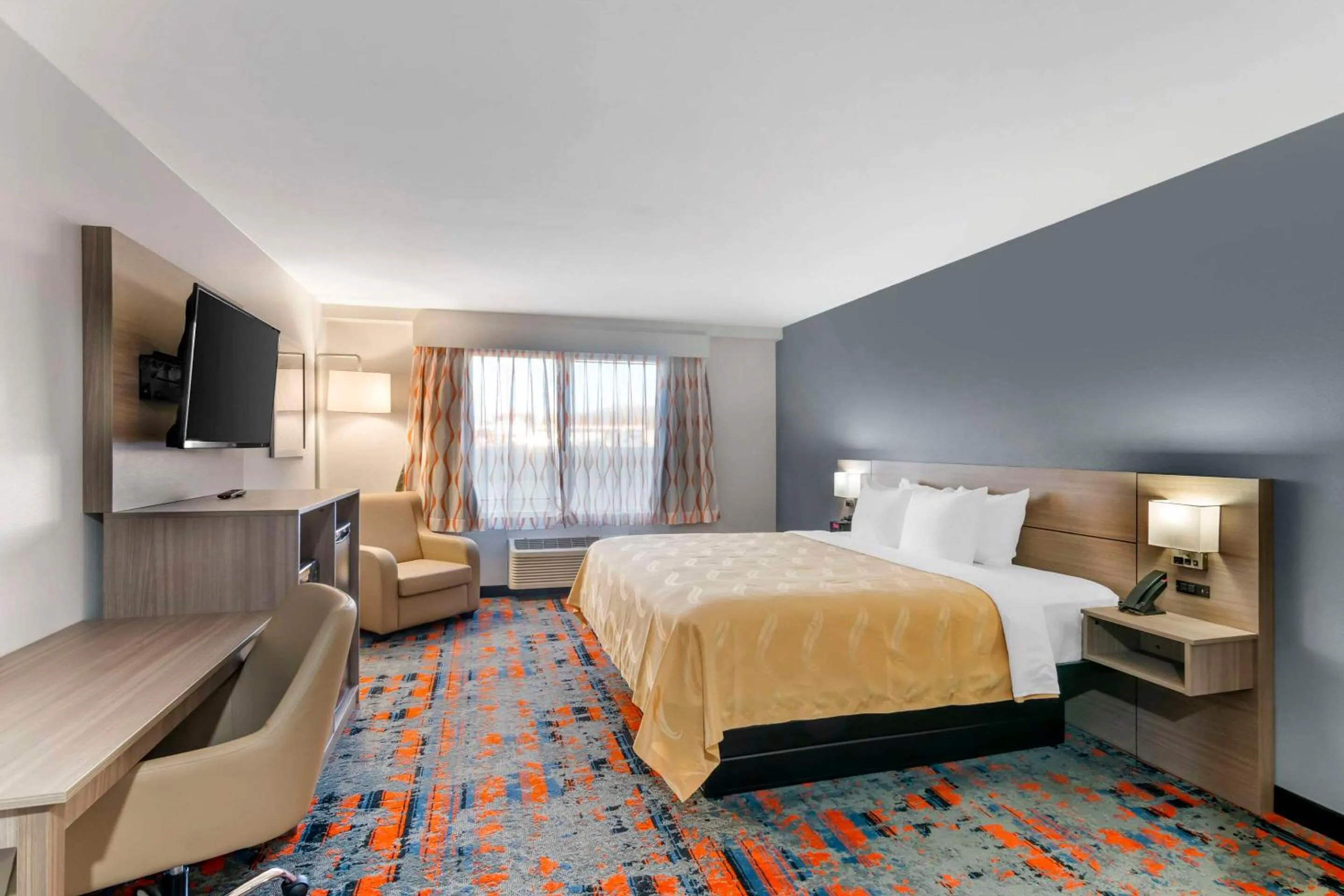 King Room - Non-Smoking in Quality Inn