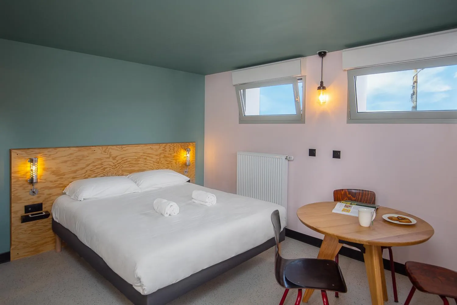 Studio 2 people in Eklo Hotels Bordeaux Centre Bastide