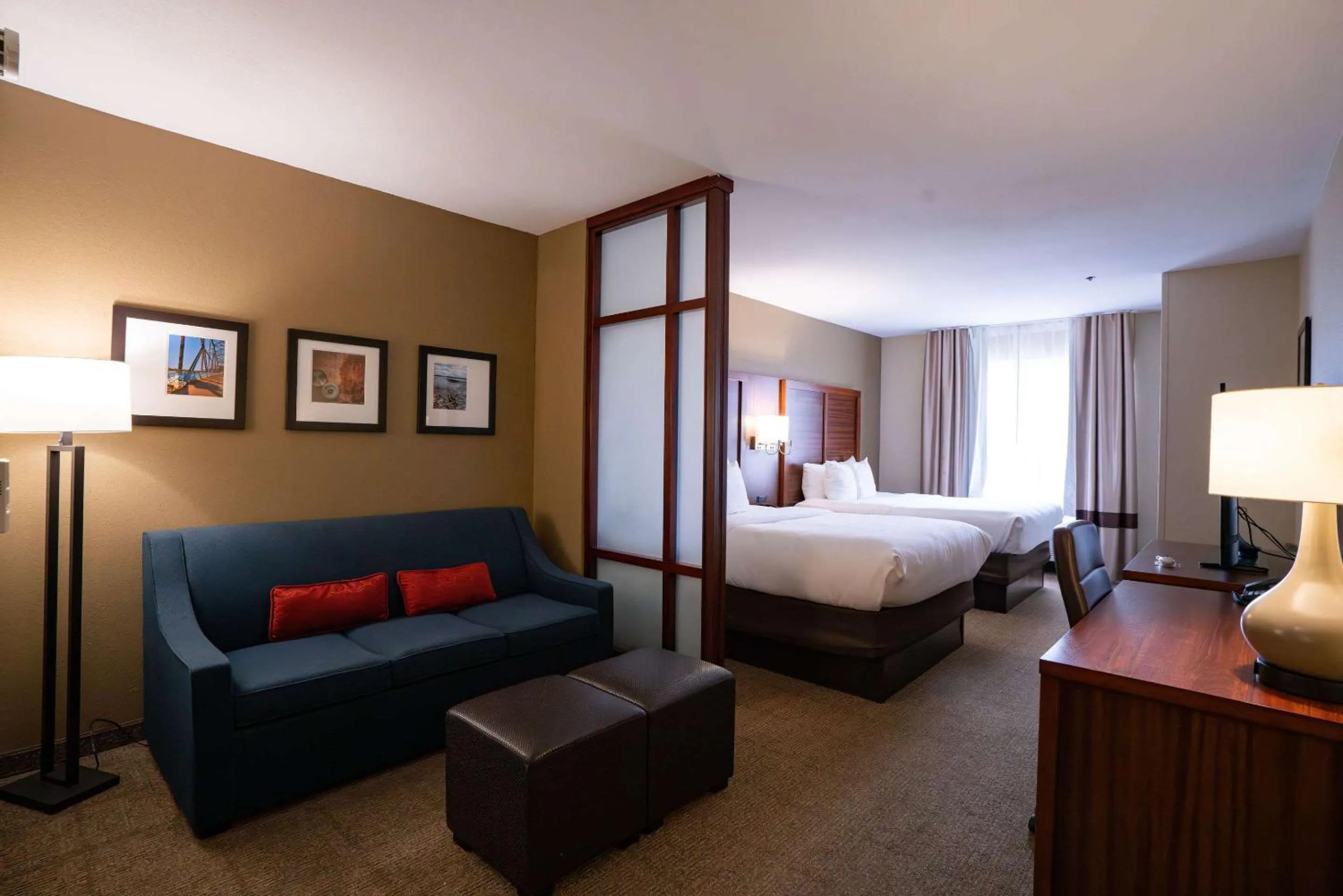 Queen Suite with Two Queen Beds - Non-Smoking in Comfort Suites Flowood - Jackson Airport