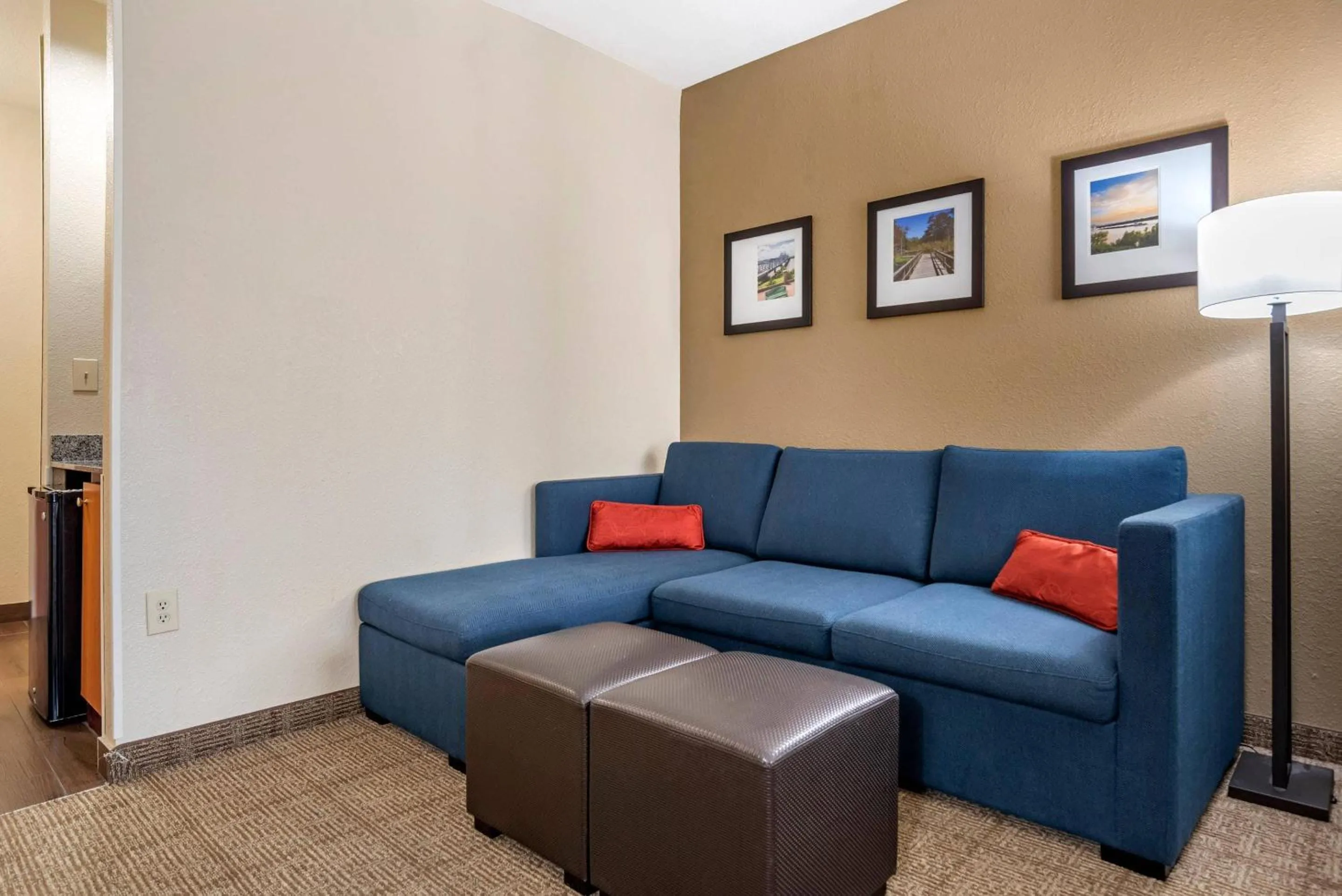 Queen Suite with 2 Queen Beds - Non-Smoking in Comfort Suites Vicksburg