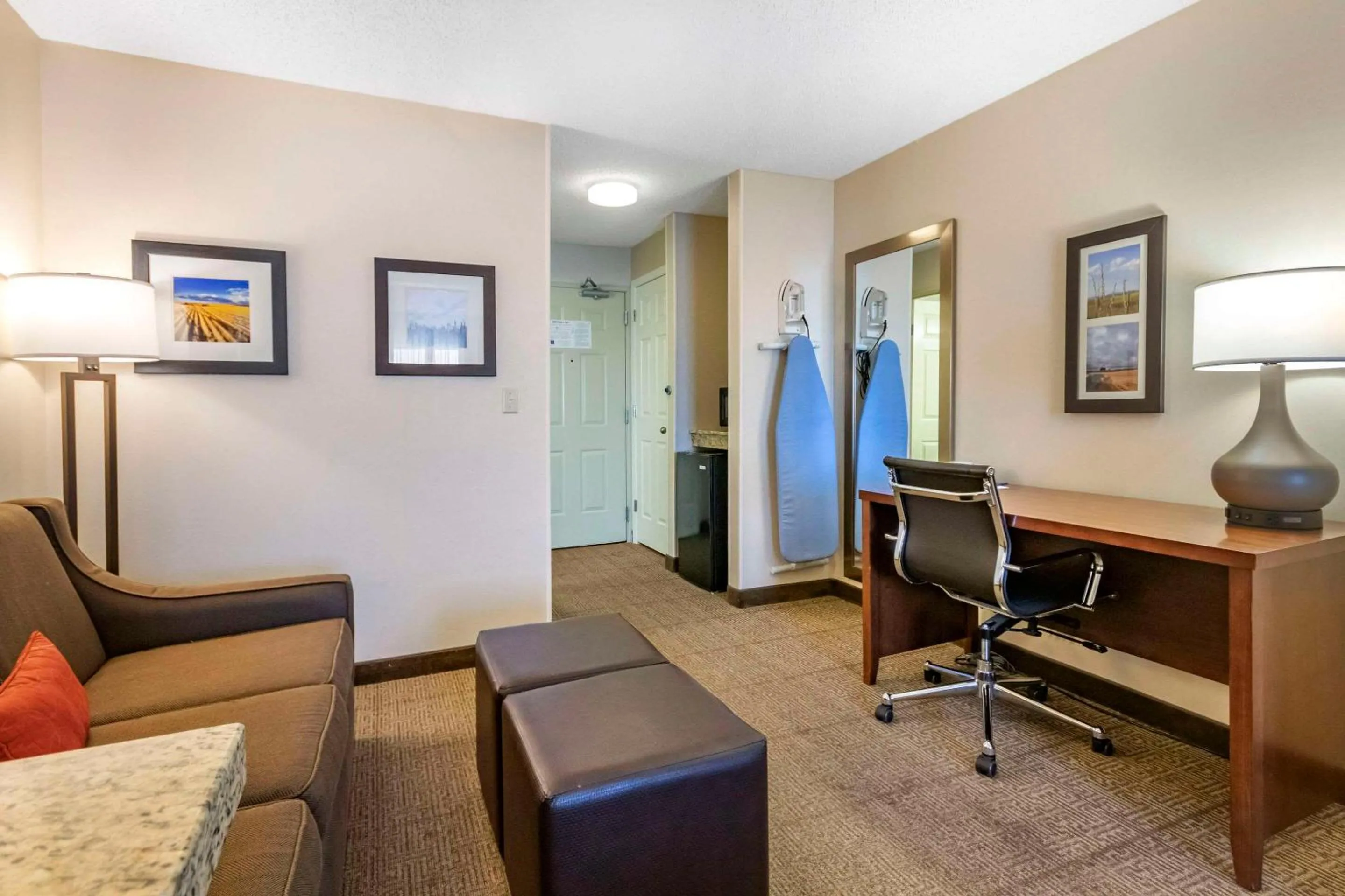 King Suite - Non Smoking in Comfort Inn Great Falls Central