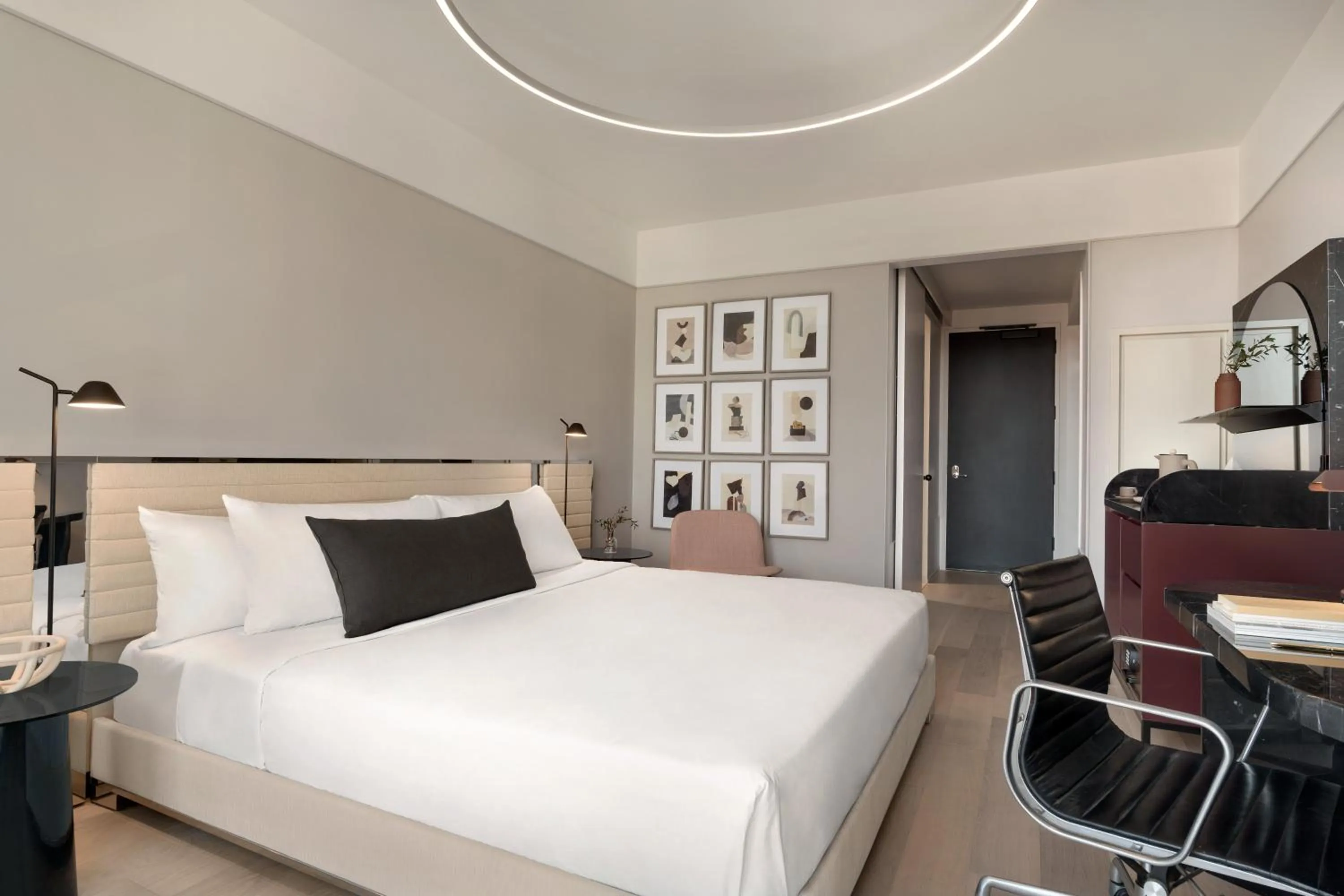 Standard King Room in Hotel Indigo - Williamsburg - Brooklyn by IHG