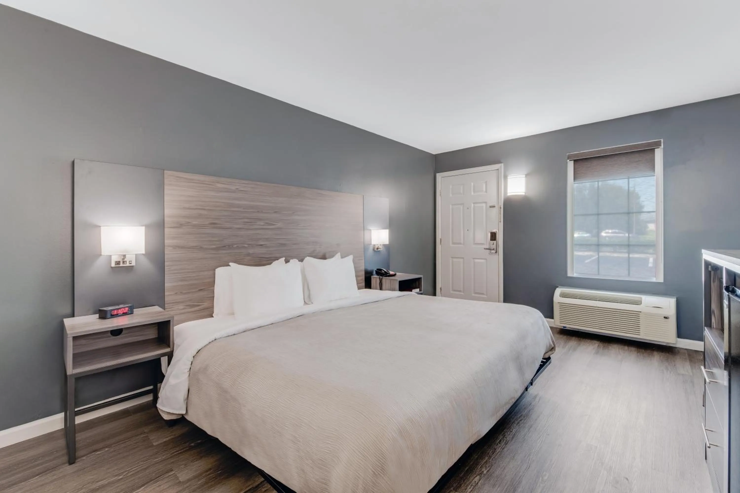 King Room - Accessible/Non-Smoking in Quality Inn Laurinburg