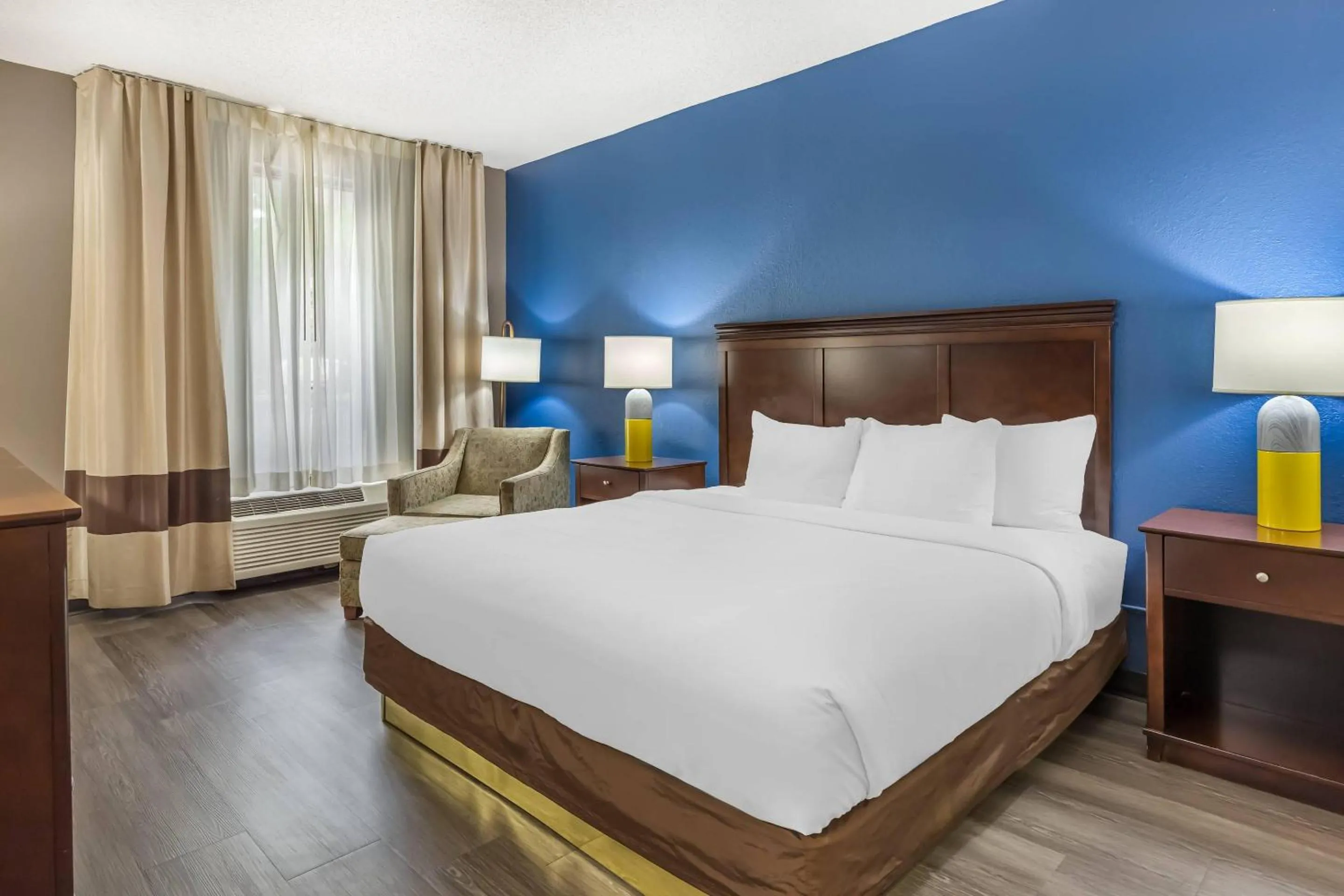 King Room - Non-Smoking in Comfort Inn Pinehurst - Southern Pines