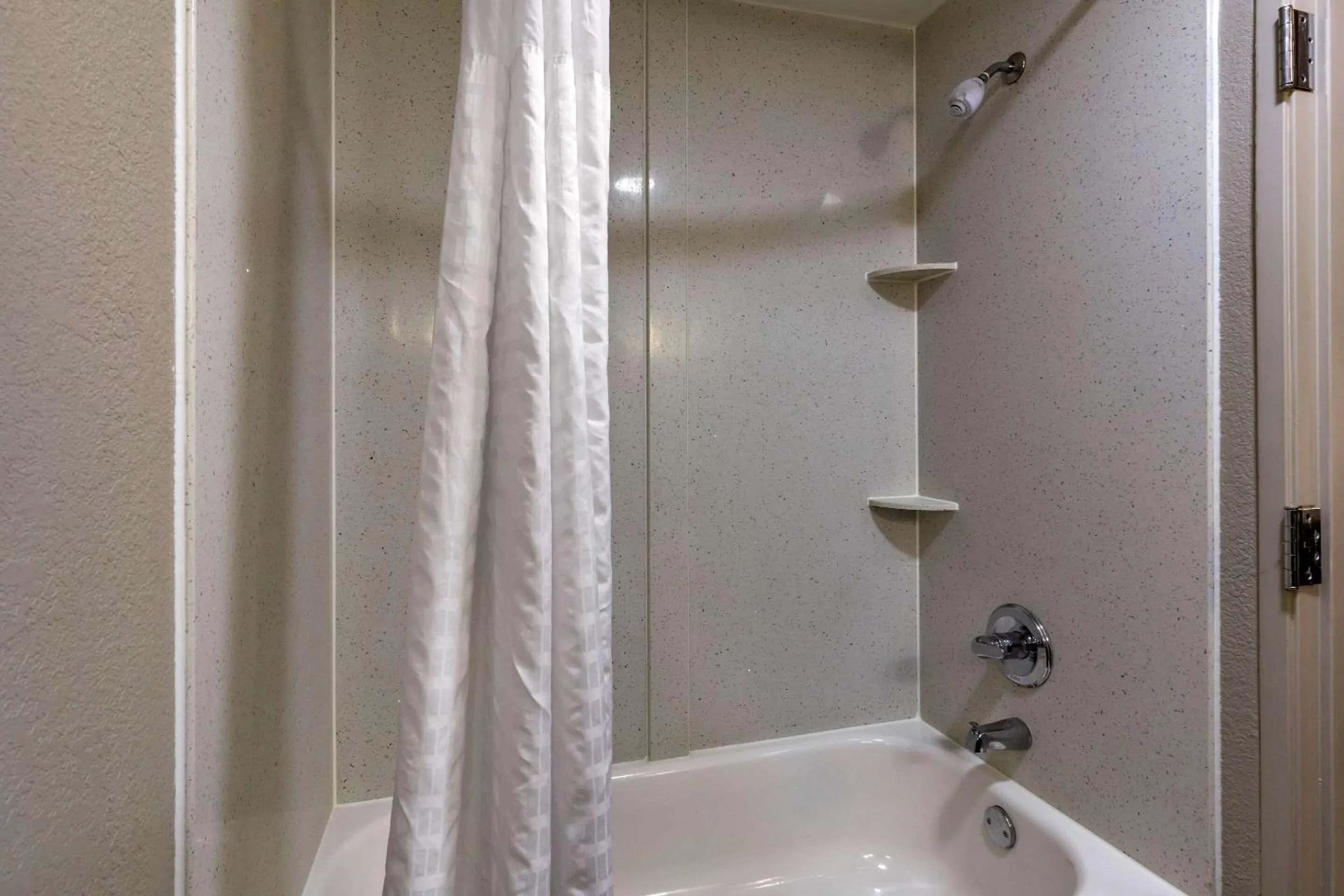 Queen Suite - Non-Smoking in Comfort Suites Pineville - Ballantyne Area