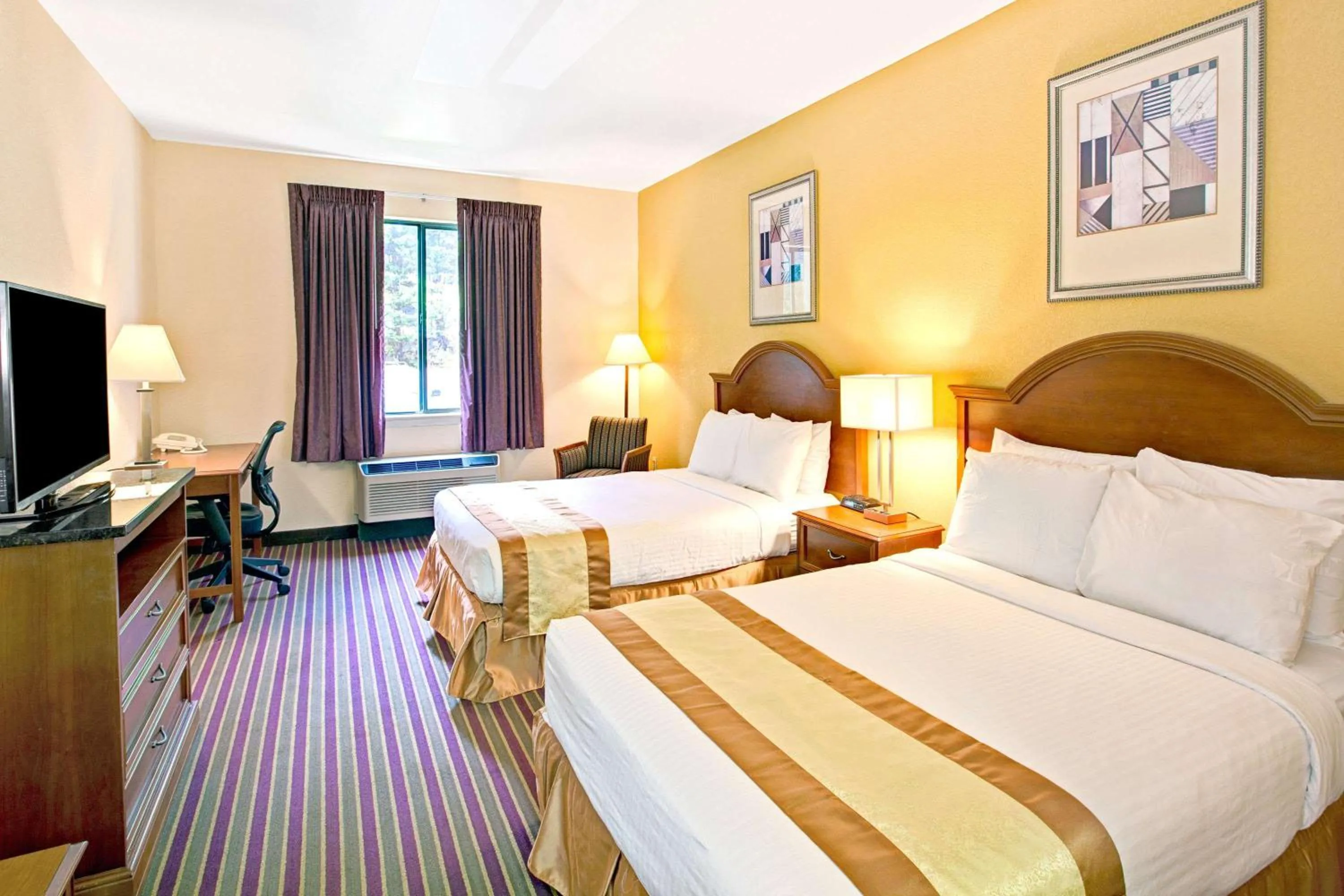 Double Room with Two Double Beds - Non-Smoking in Days Inn & Suites by Wyndham Hickory