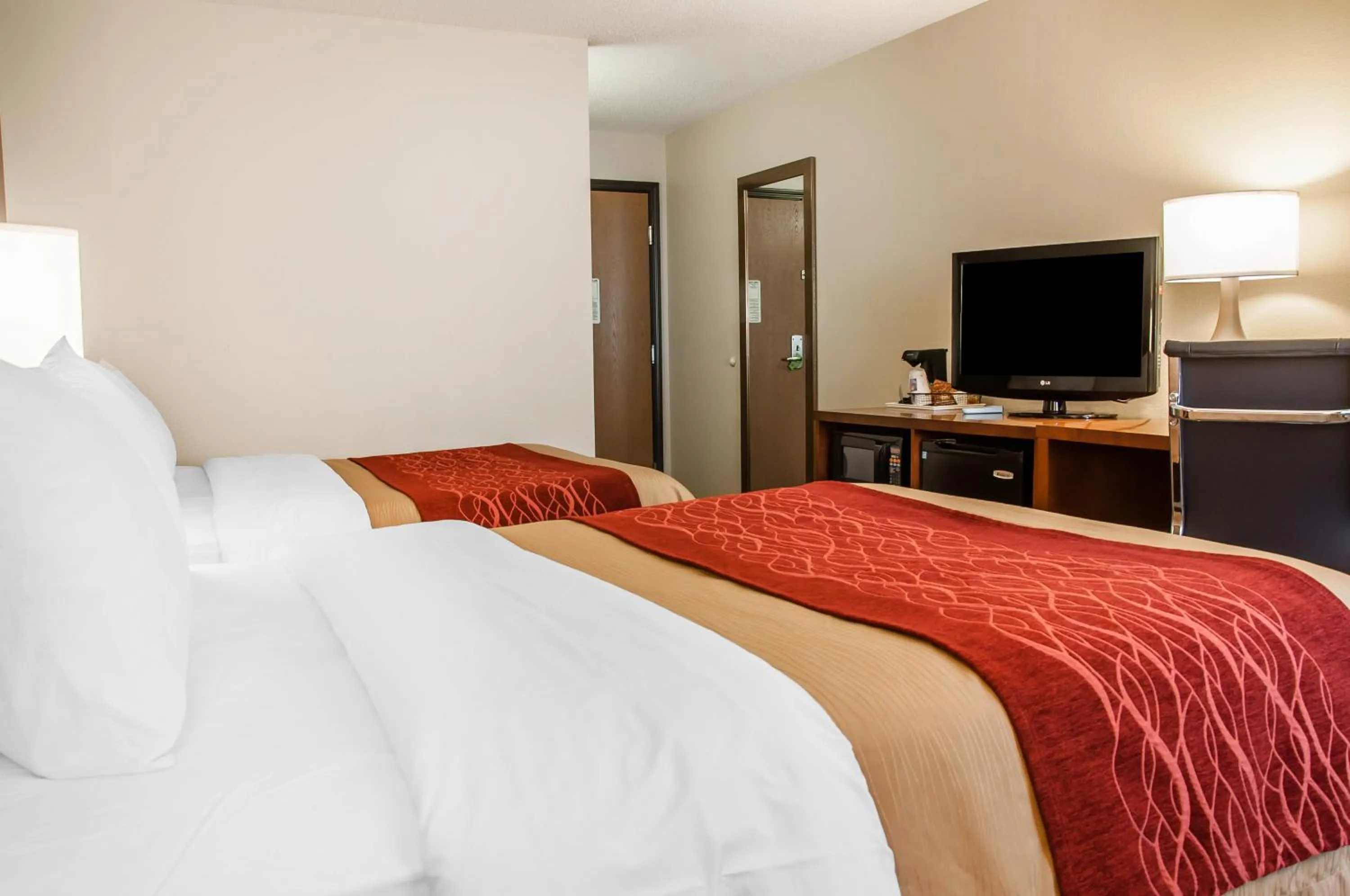 Double Suite with Two Double Beds - Non Smoking in Comfort Inn Dickinson