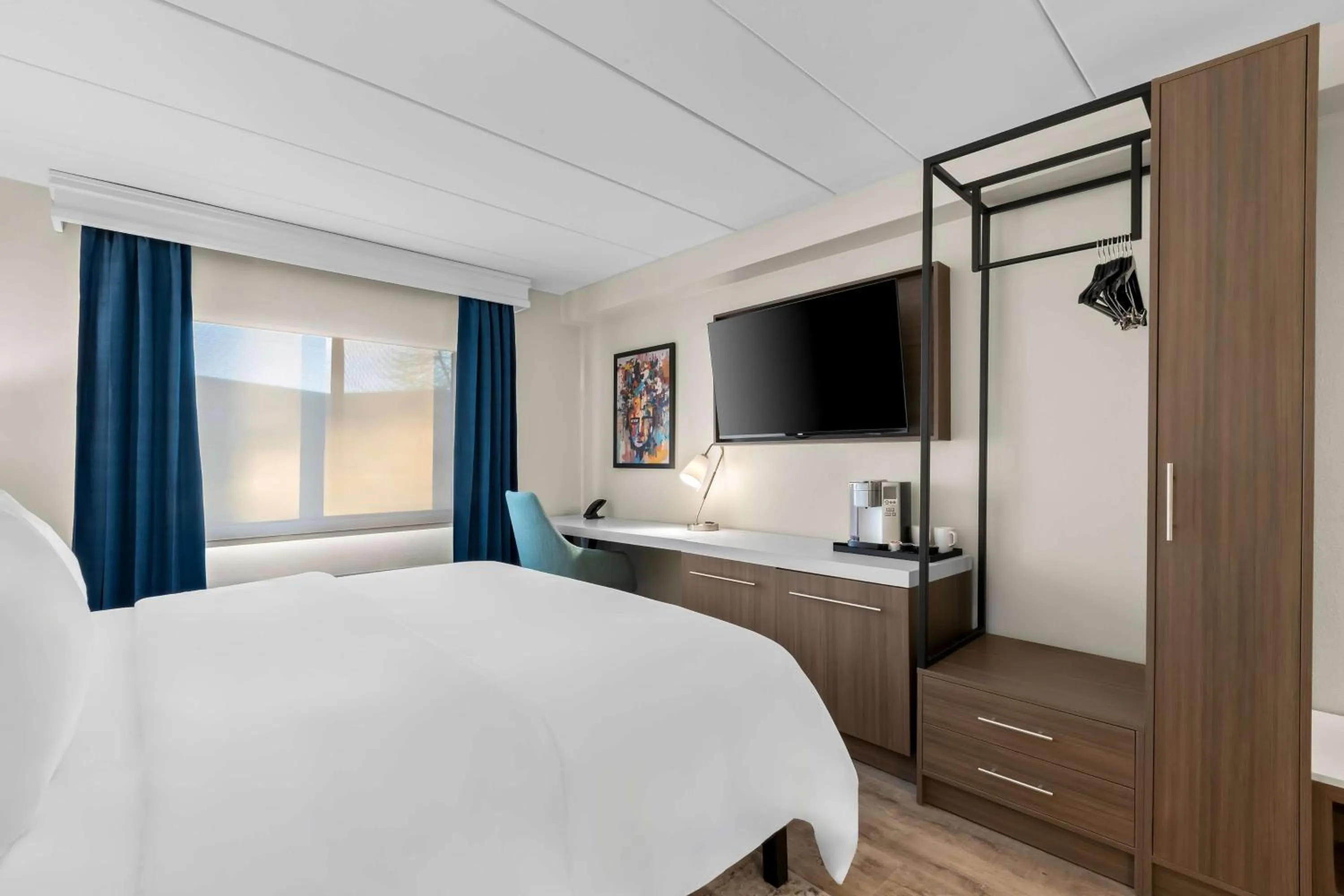 Two-Room King Suite with Roll-In Shower and Kitchen - Disability/Non-Smoking in Latitude Suites Tinton Falls Eatontown - BW Premier Collection