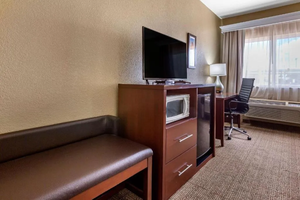 Queen Room with Two Queen Beds - Accessible/Non-Smoking  in Comfort Inn & Suites