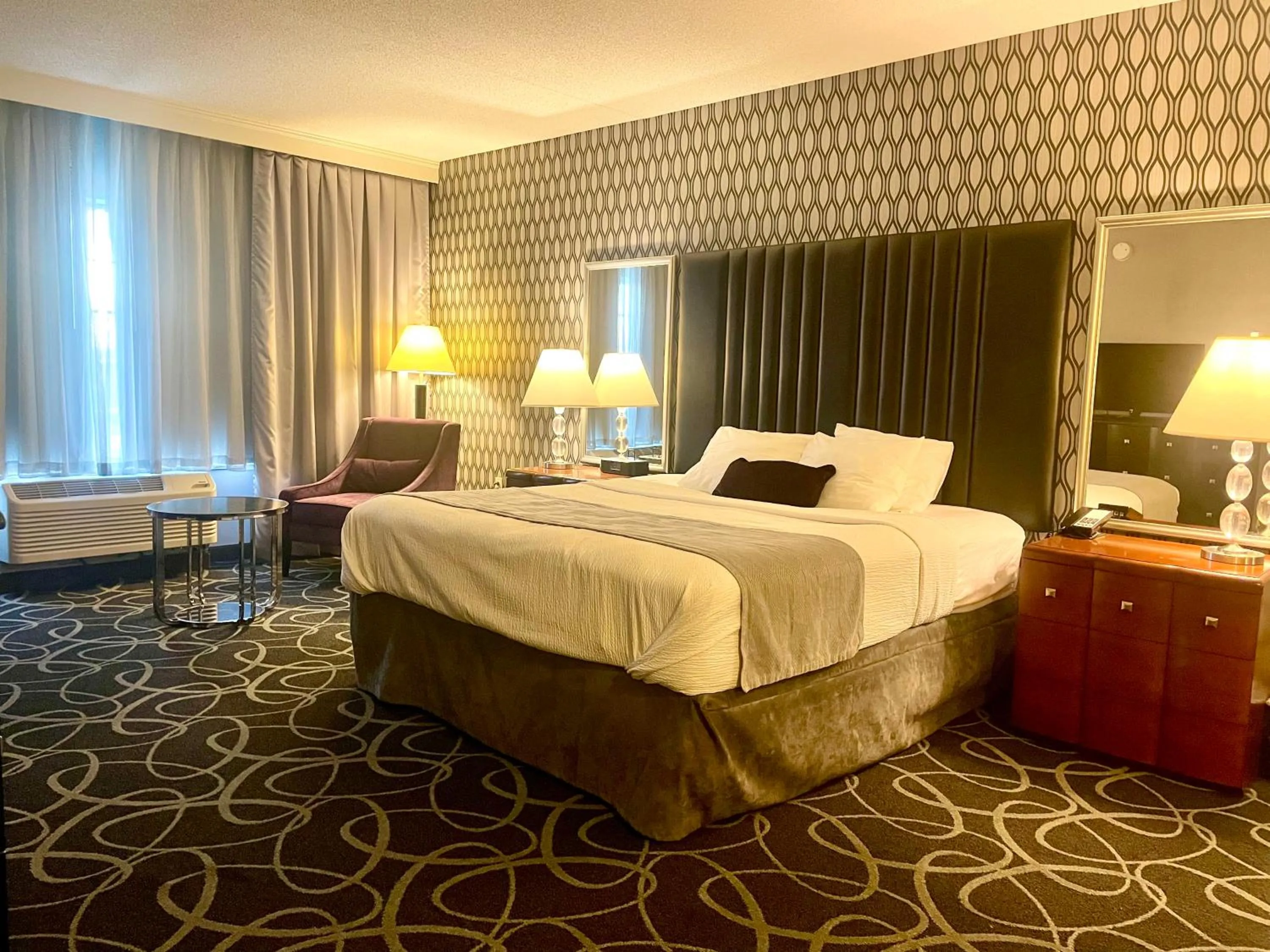 King Room with Spa Bath in Park Manor Hotel