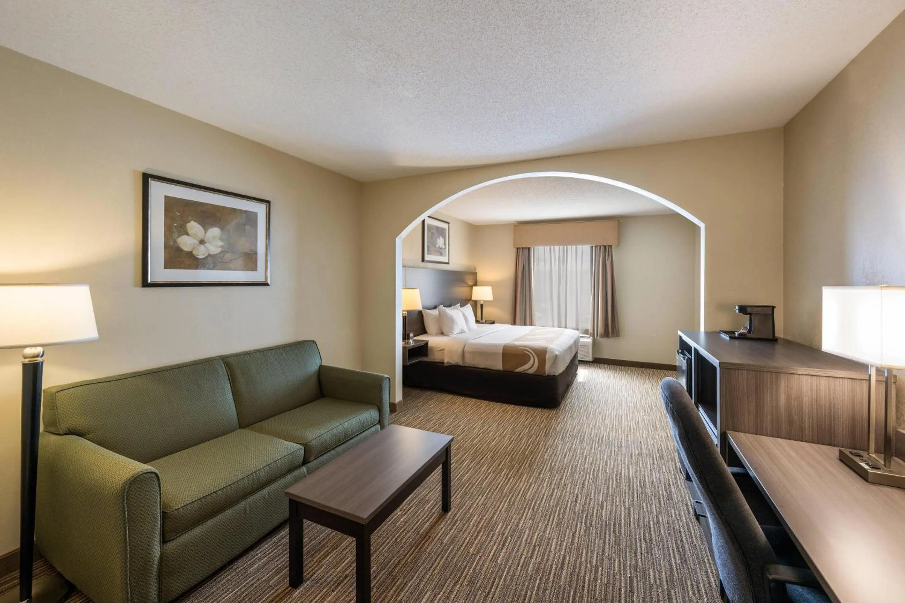 King Suite - Non-Smoking in Quality Inn & Suites Fishkill South near I-84