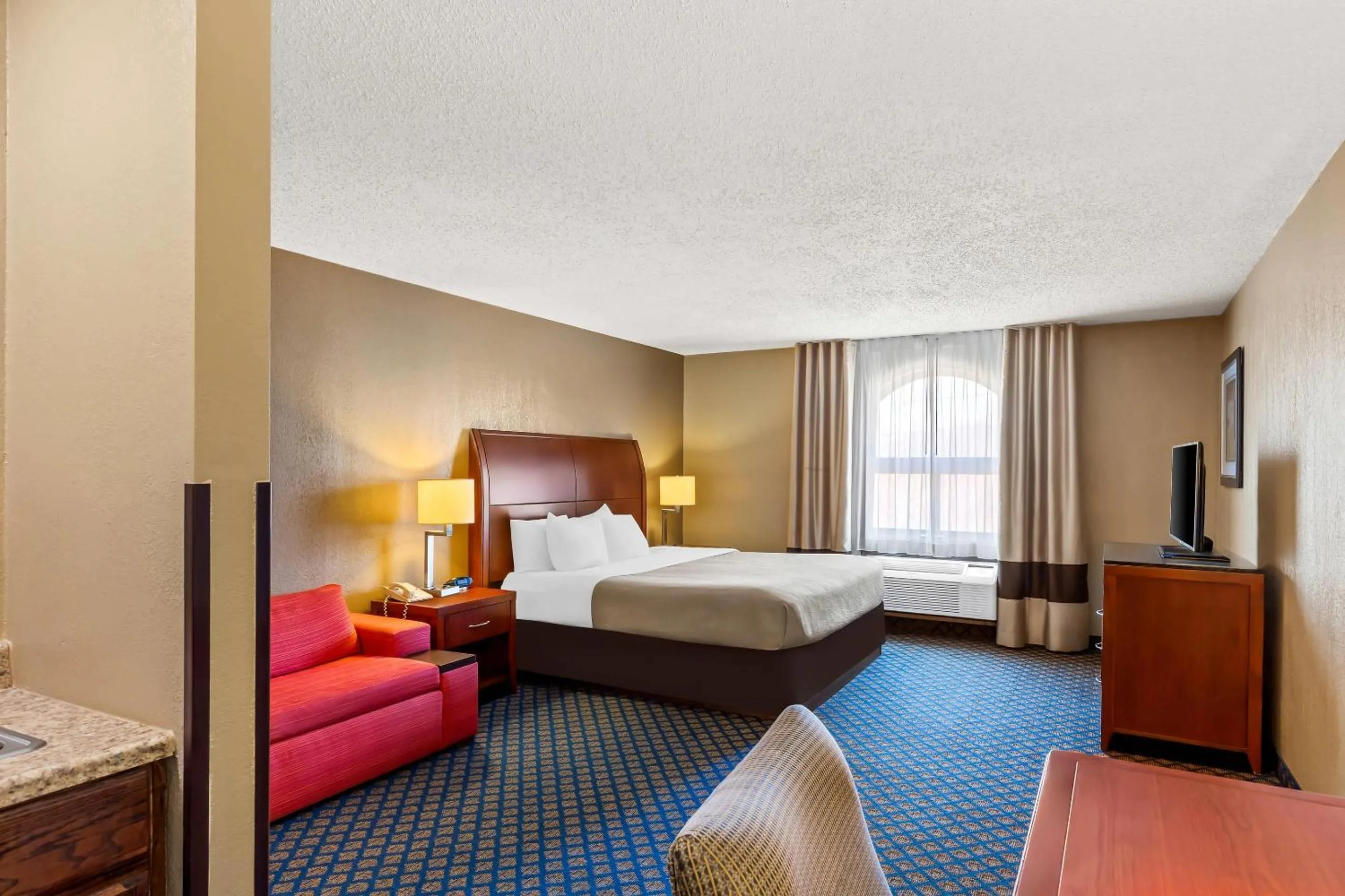 King Suite - Non-Smoking in Quality Inn & Suites